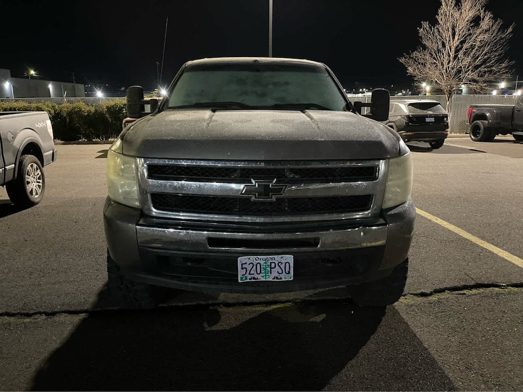 Used 2009 Chevrolet Silverado 1500  Truck Crew Cab