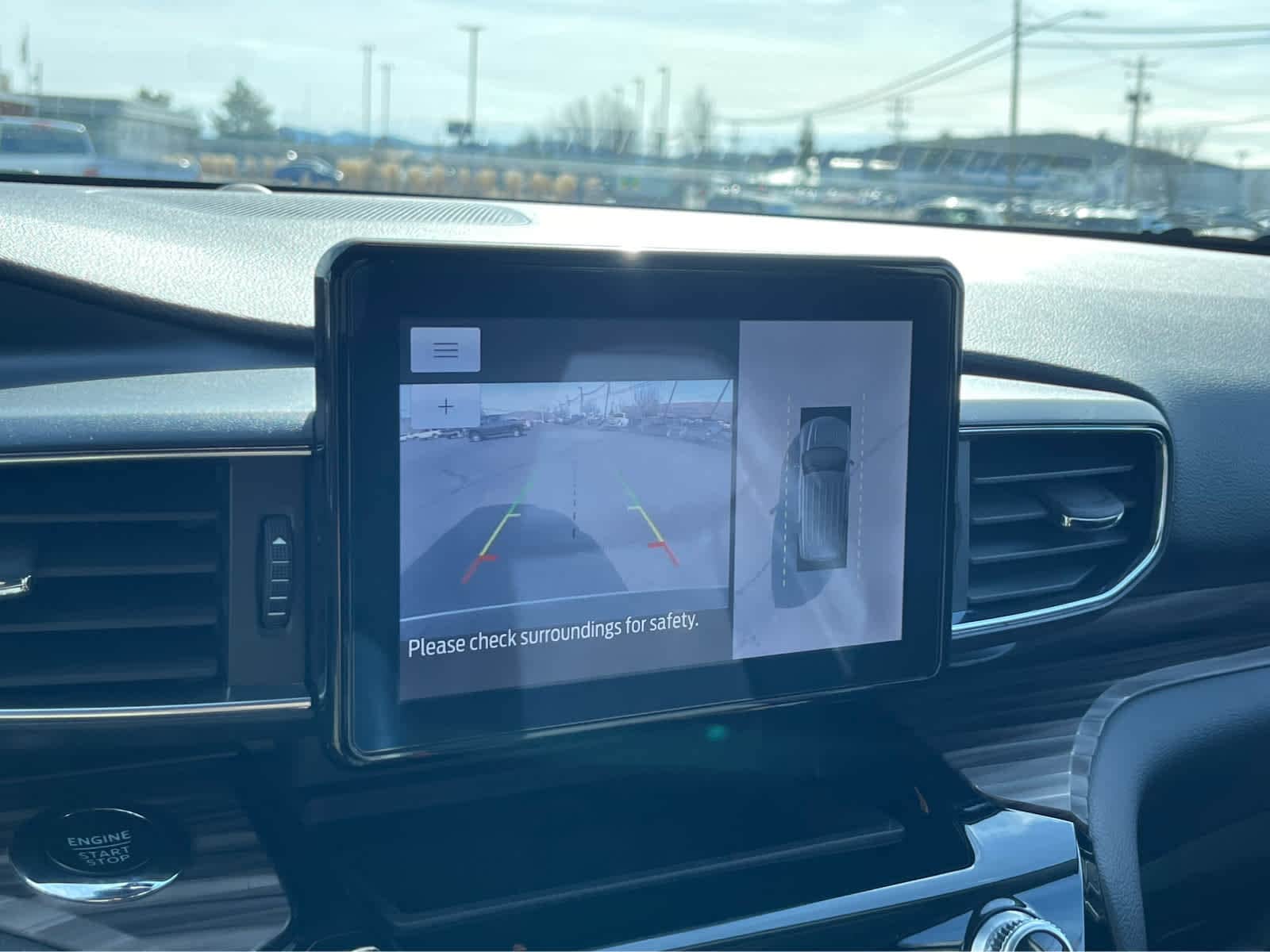 Thumbnail: 2023 Ford Explorer - 20