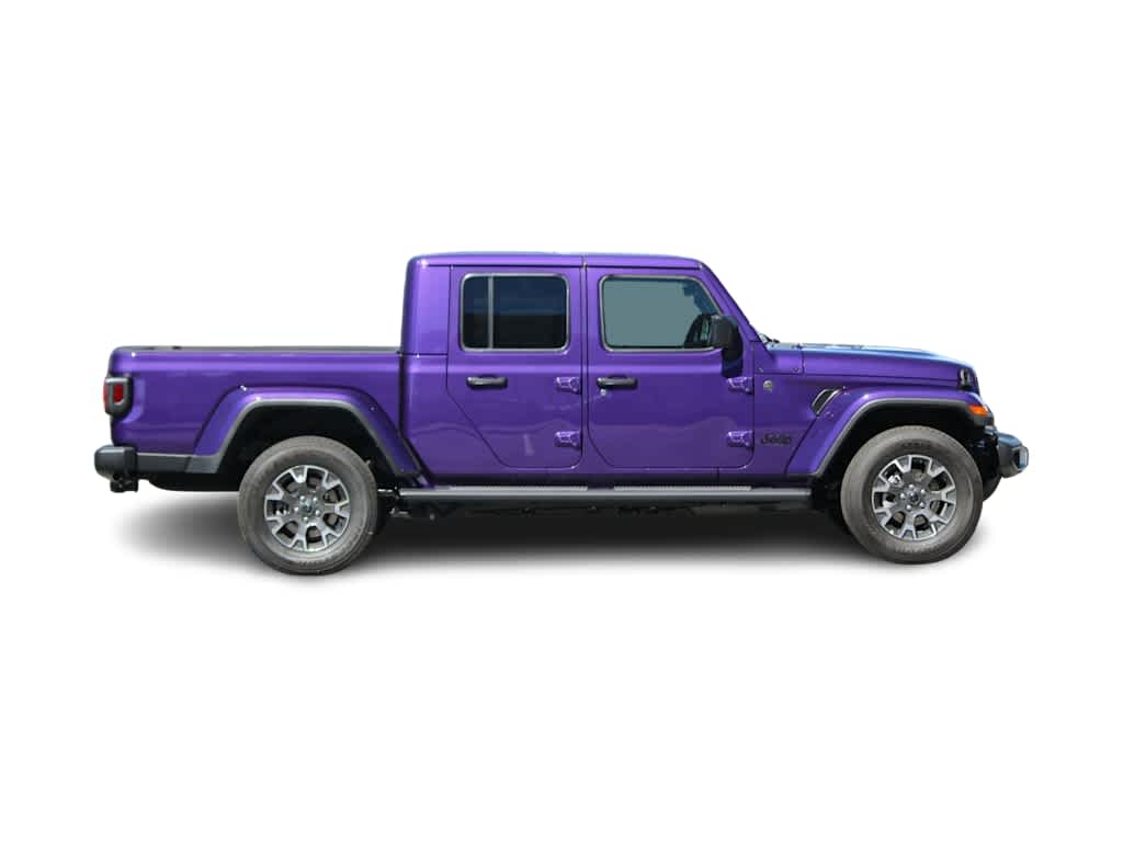 Thumbnail: 2026 Jeep Gladiator - 4