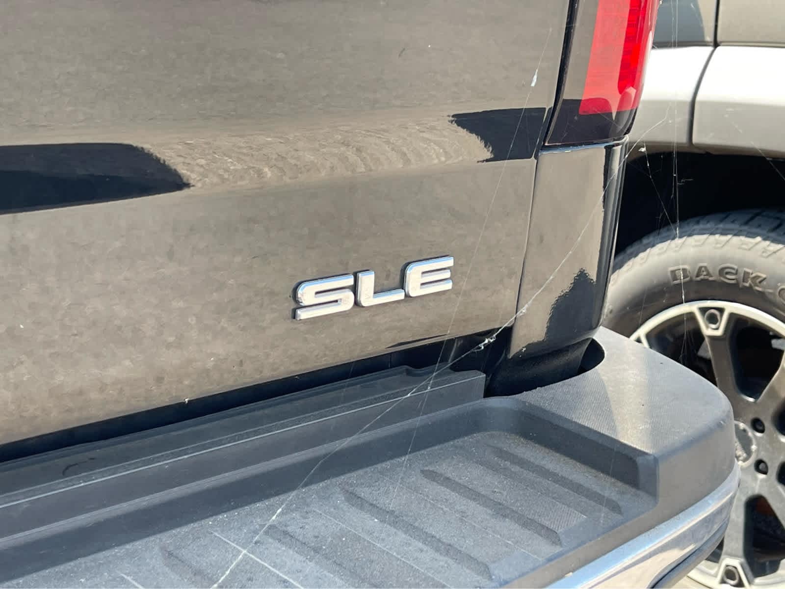 Thumbnail: 2015 GMC Sierra 2500 - 9
