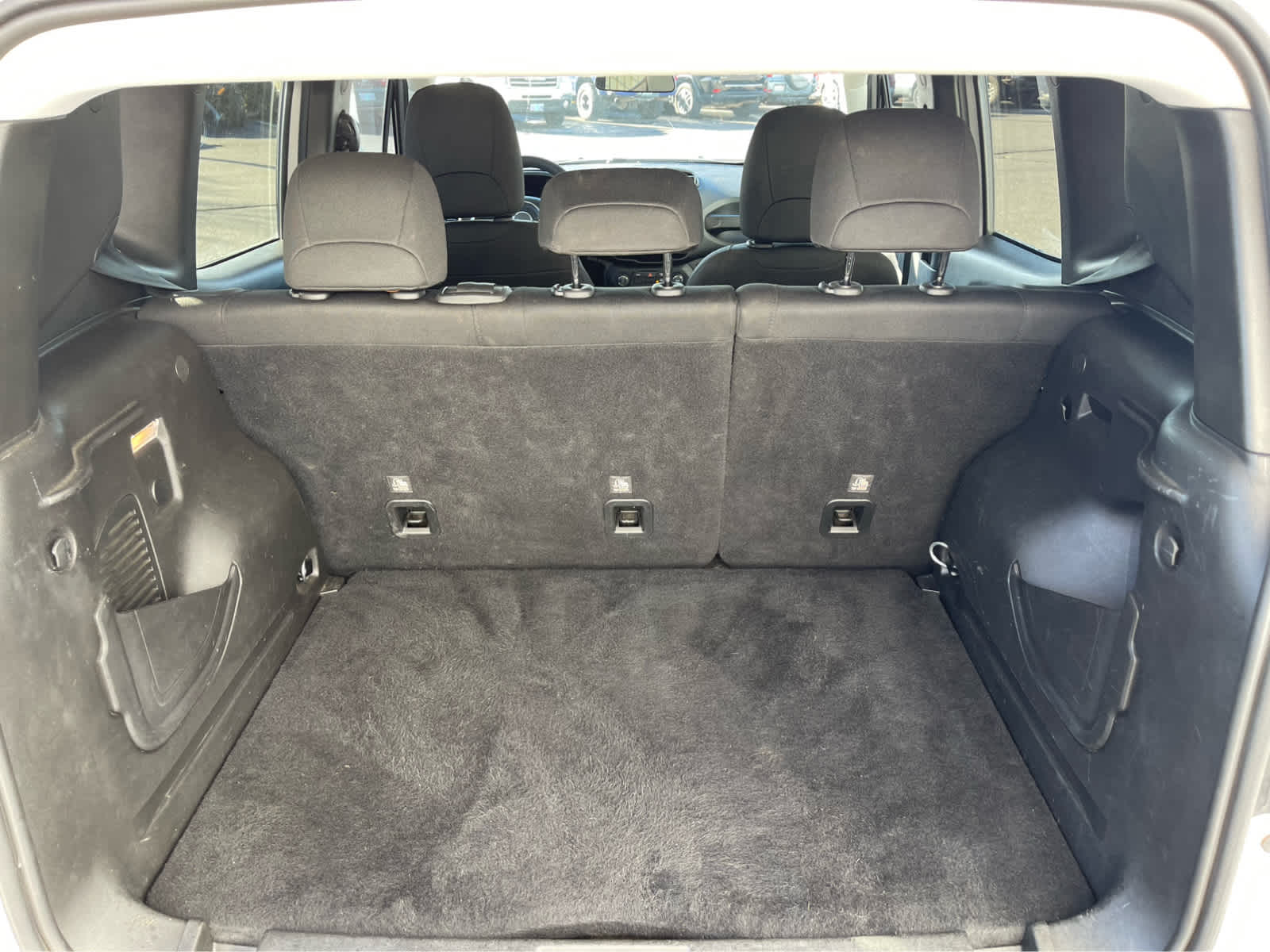 Thumbnail: 2021 Jeep Renegade - 11