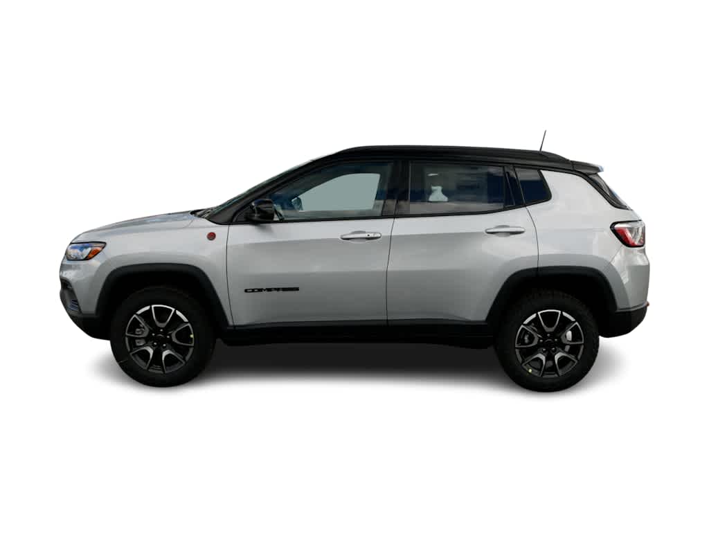 Thumbnail: 2026 Jeep Compass - 3