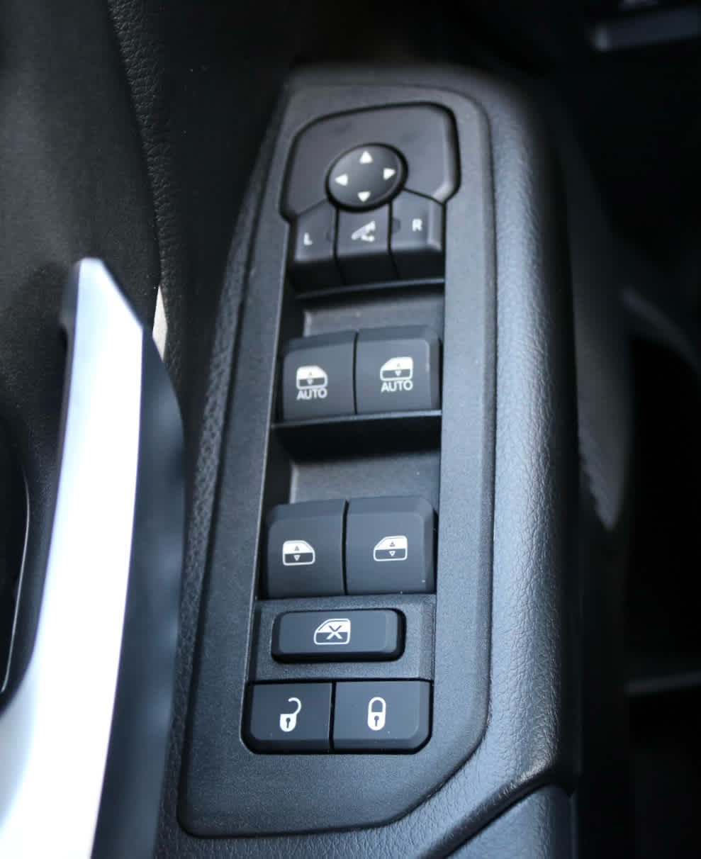 Thumbnail: 2026 RAM 1500 - 20