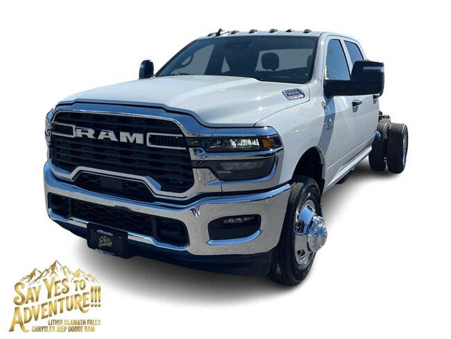 2026 Ram 3500 BIG HORN CREW CAB CHASSIS 4X4 60' CA