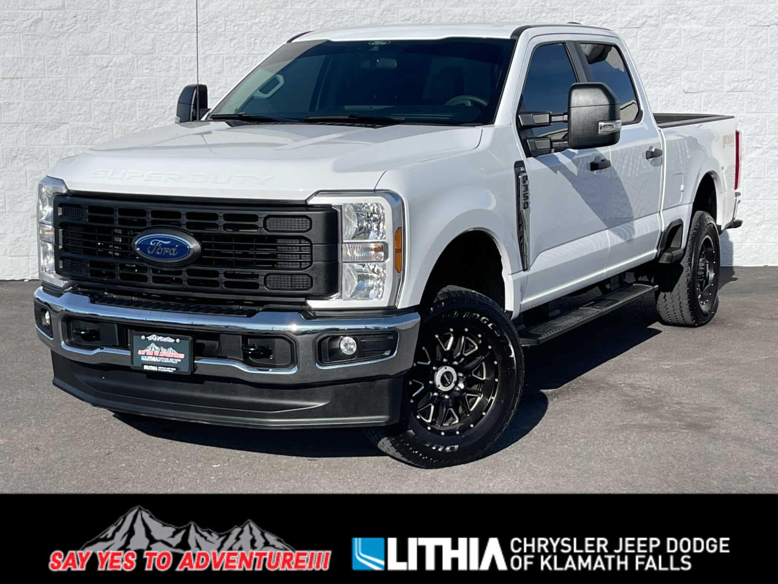 2024 Ford F-350 Super Duty XL's photo