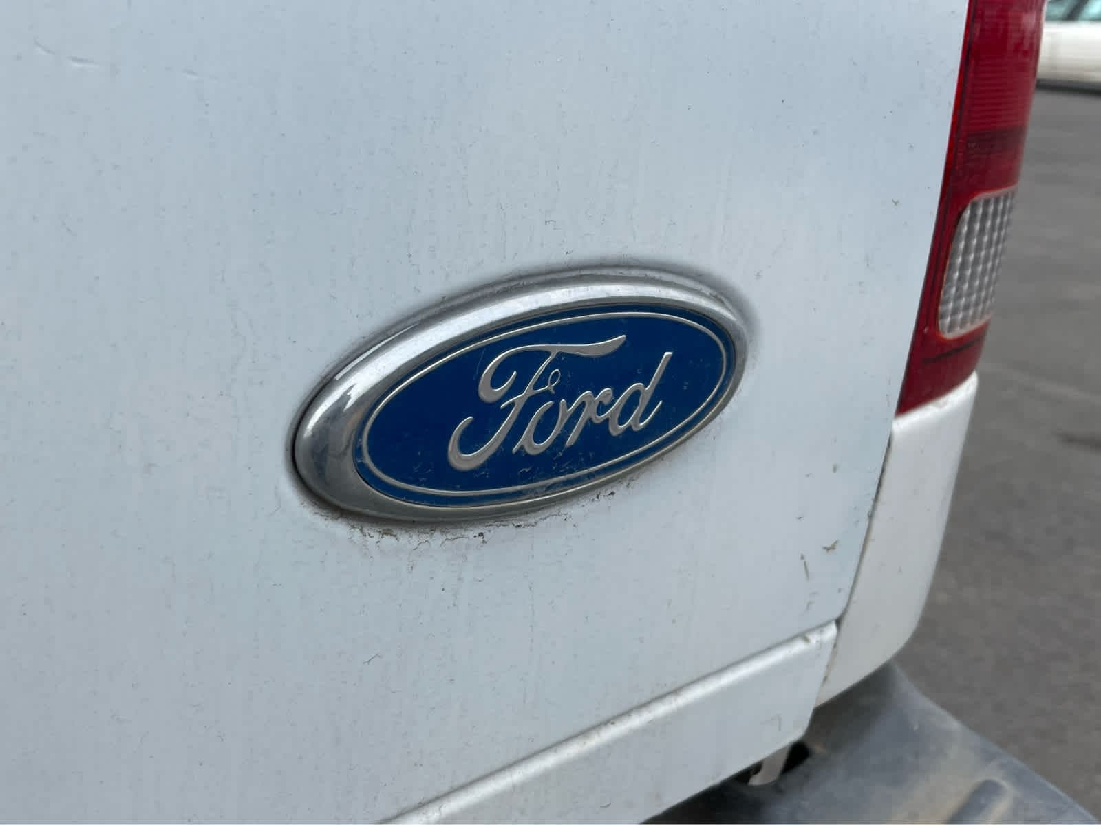 Thumbnail: 2004 Ford F-350 - 8