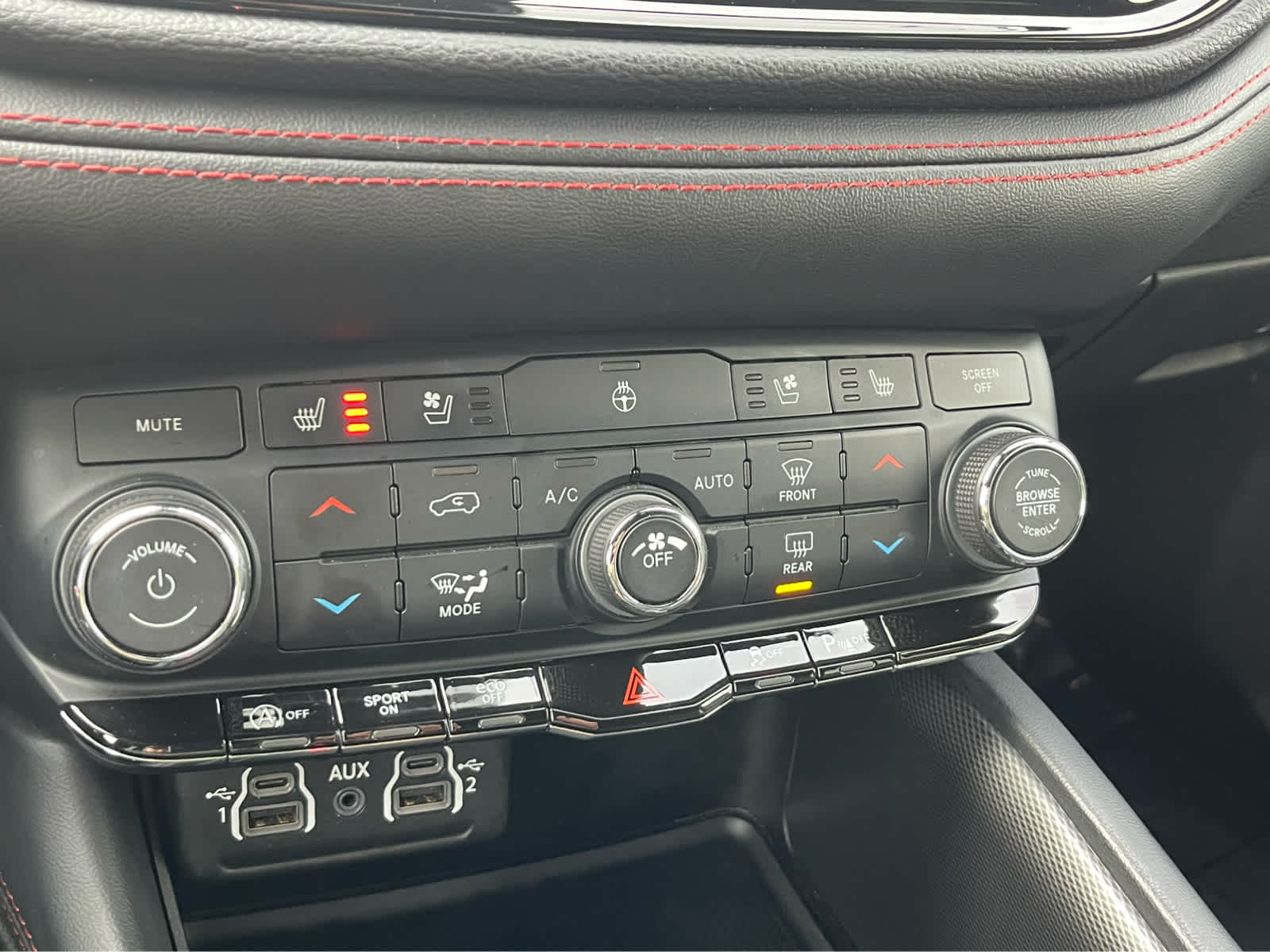 Thumbnail: 2024 Dodge Durango - 16