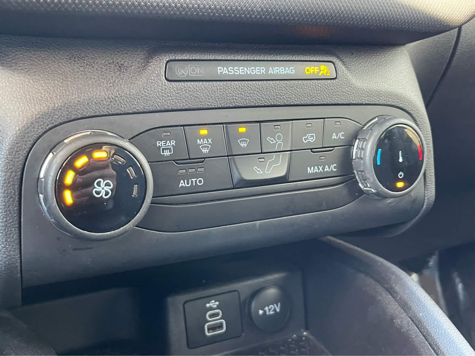 Thumbnail: 2024 Ford Bronco Sport - 15