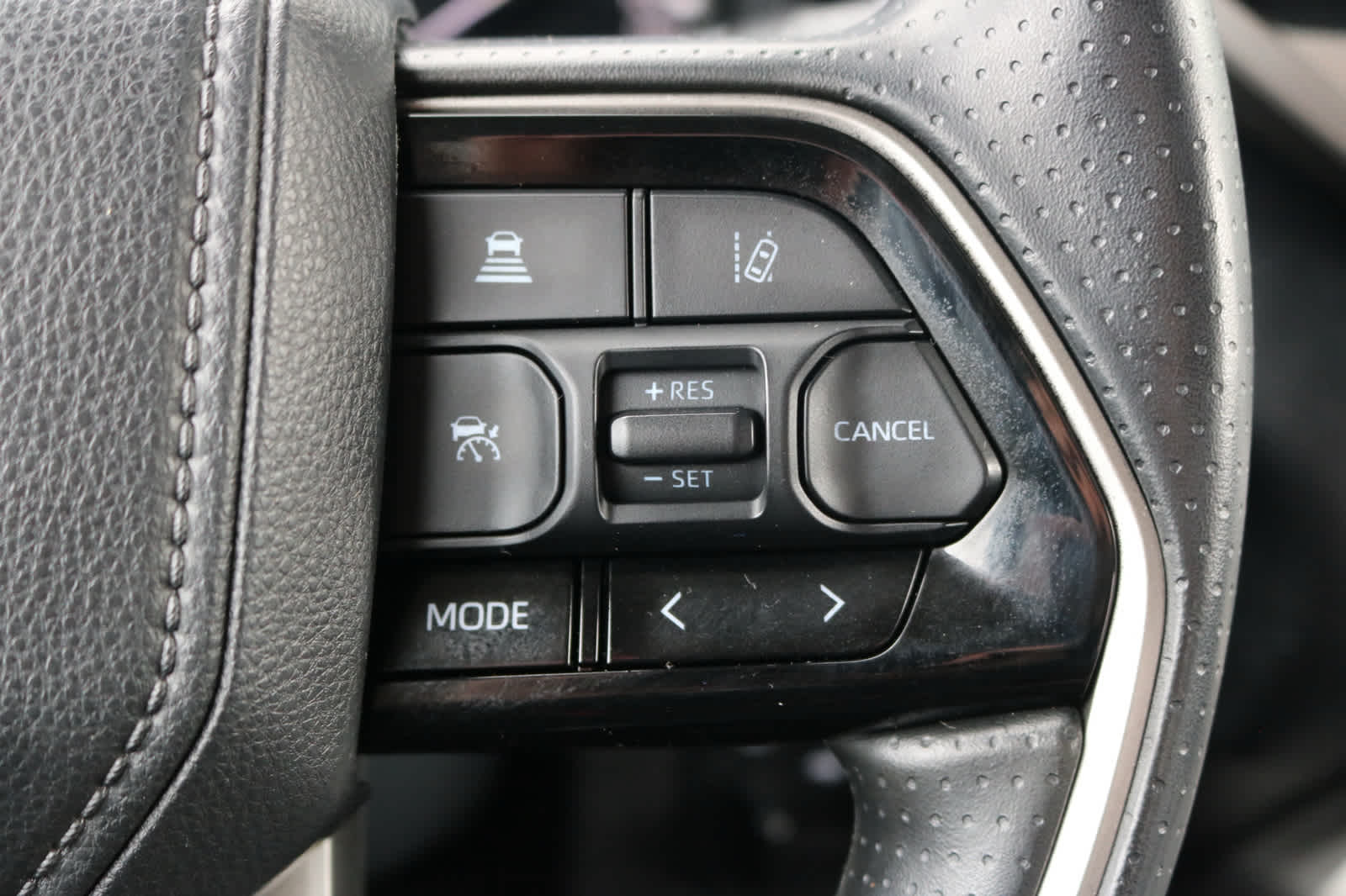 Thumbnail: 2023 Toyota Tundra - 30