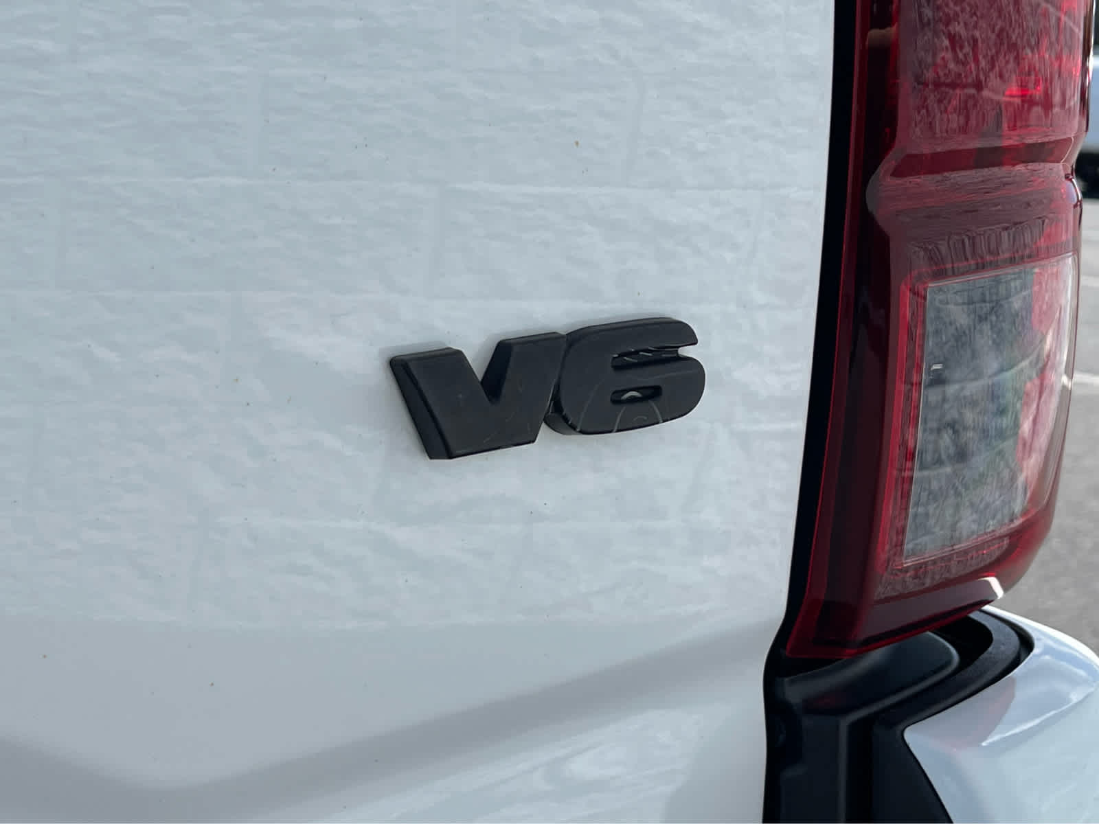 Thumbnail: 2019 Toyota Tacoma - 10