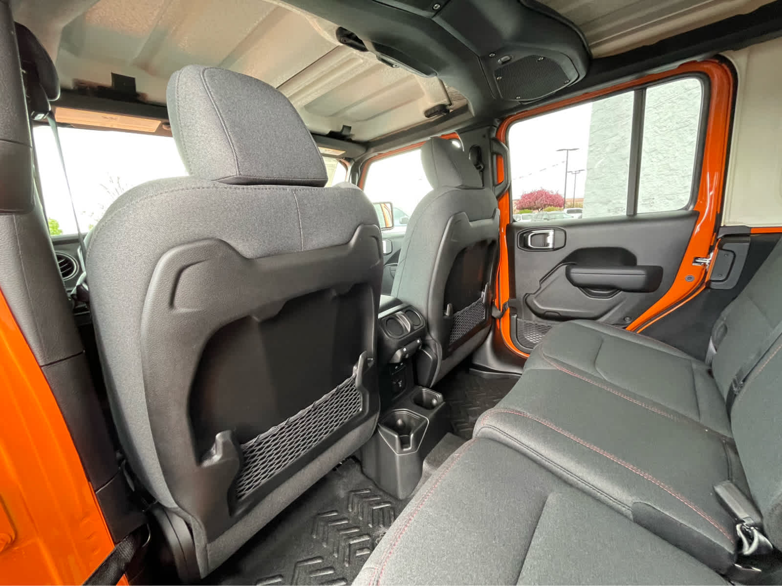 2025 Jeep Wrangler Rubicon 24