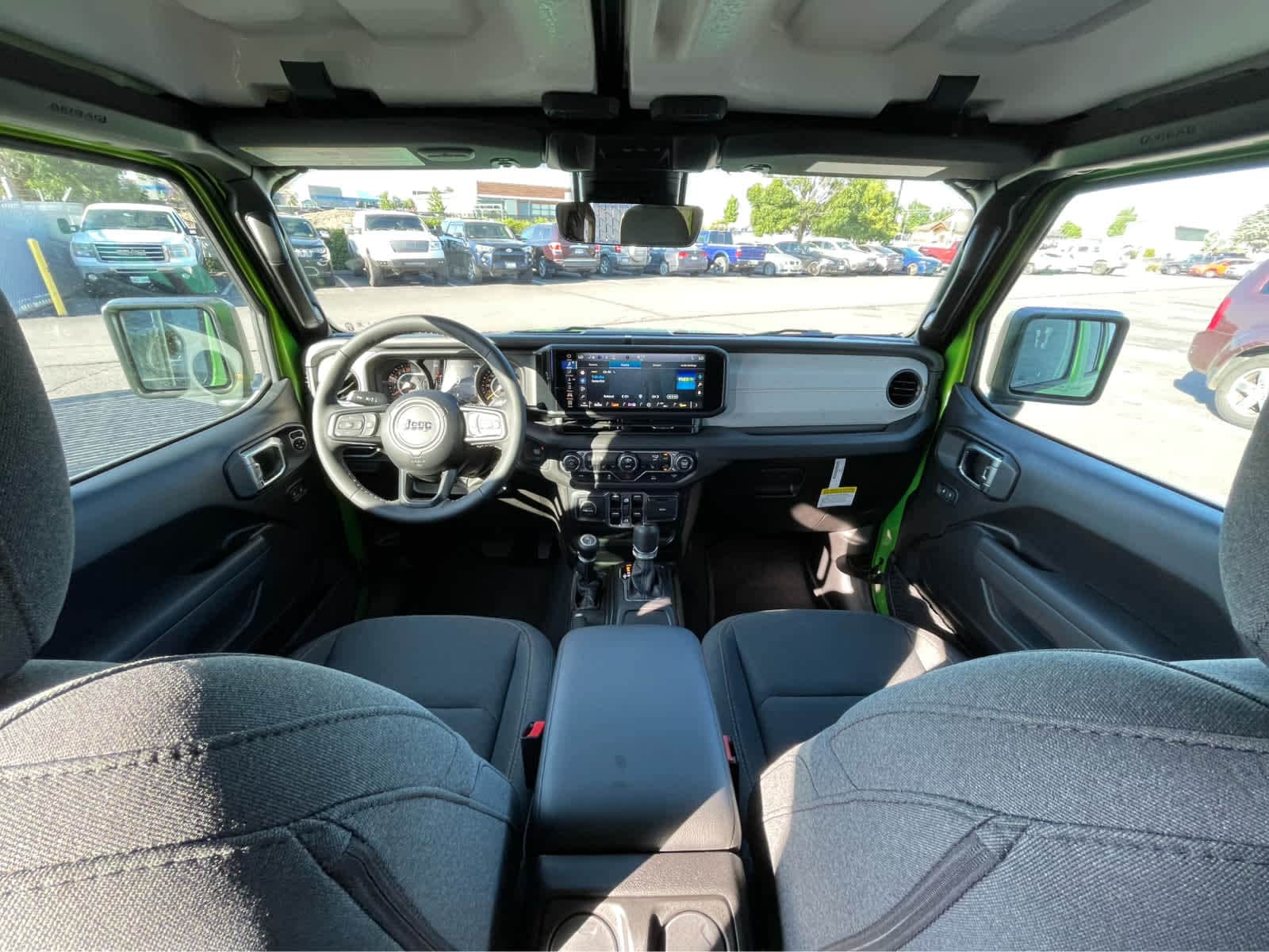 Thumbnail: 2025 Jeep Gladiator - 14