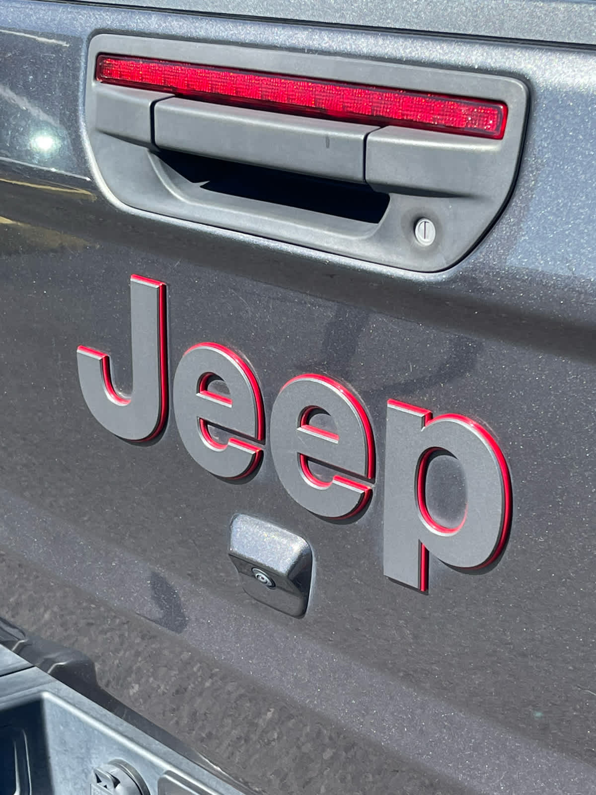 Thumbnail: 2022 Jeep Gladiator - 7