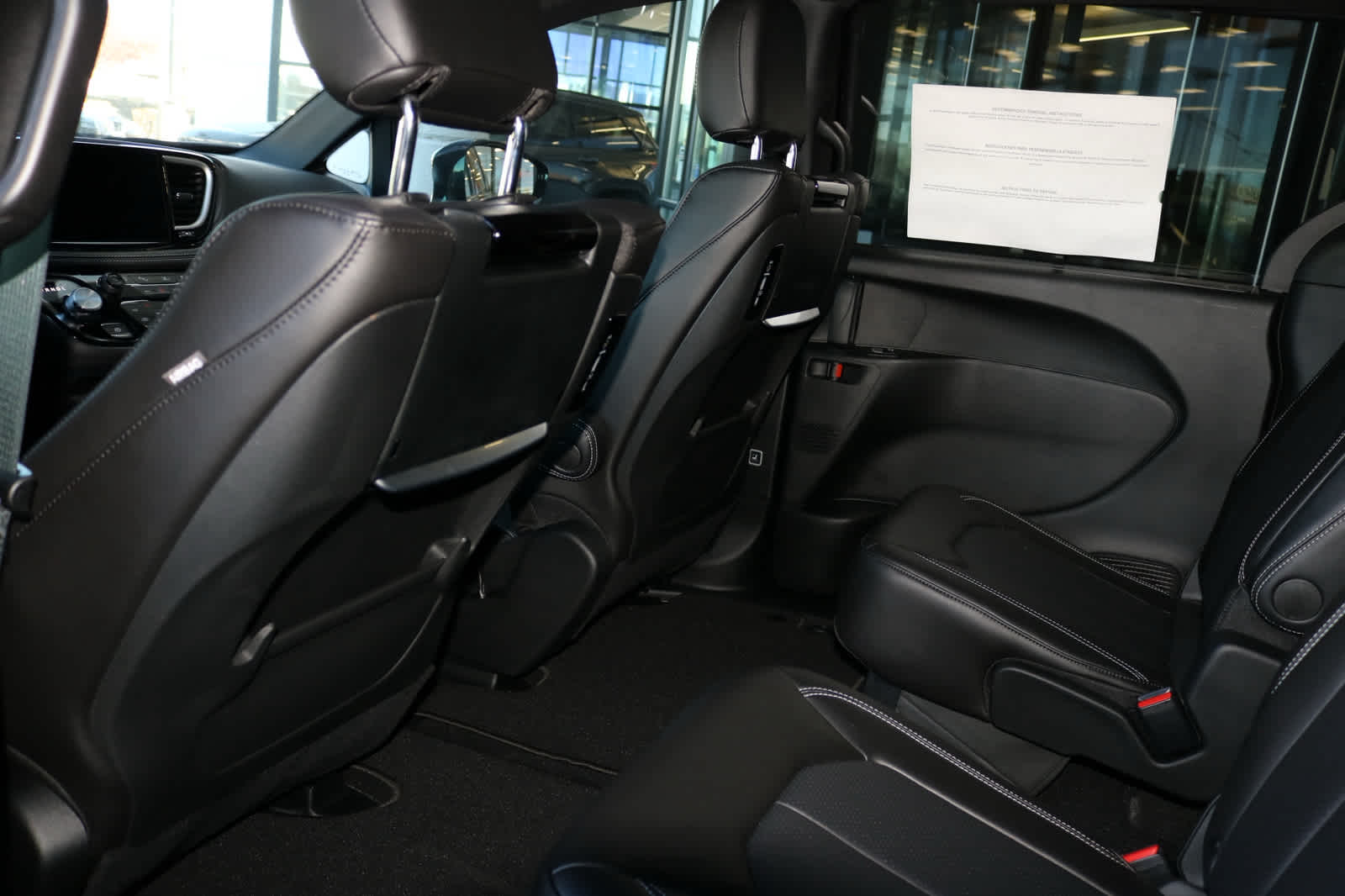 Thumbnail: 2026 Chrysler Pacifica - 28