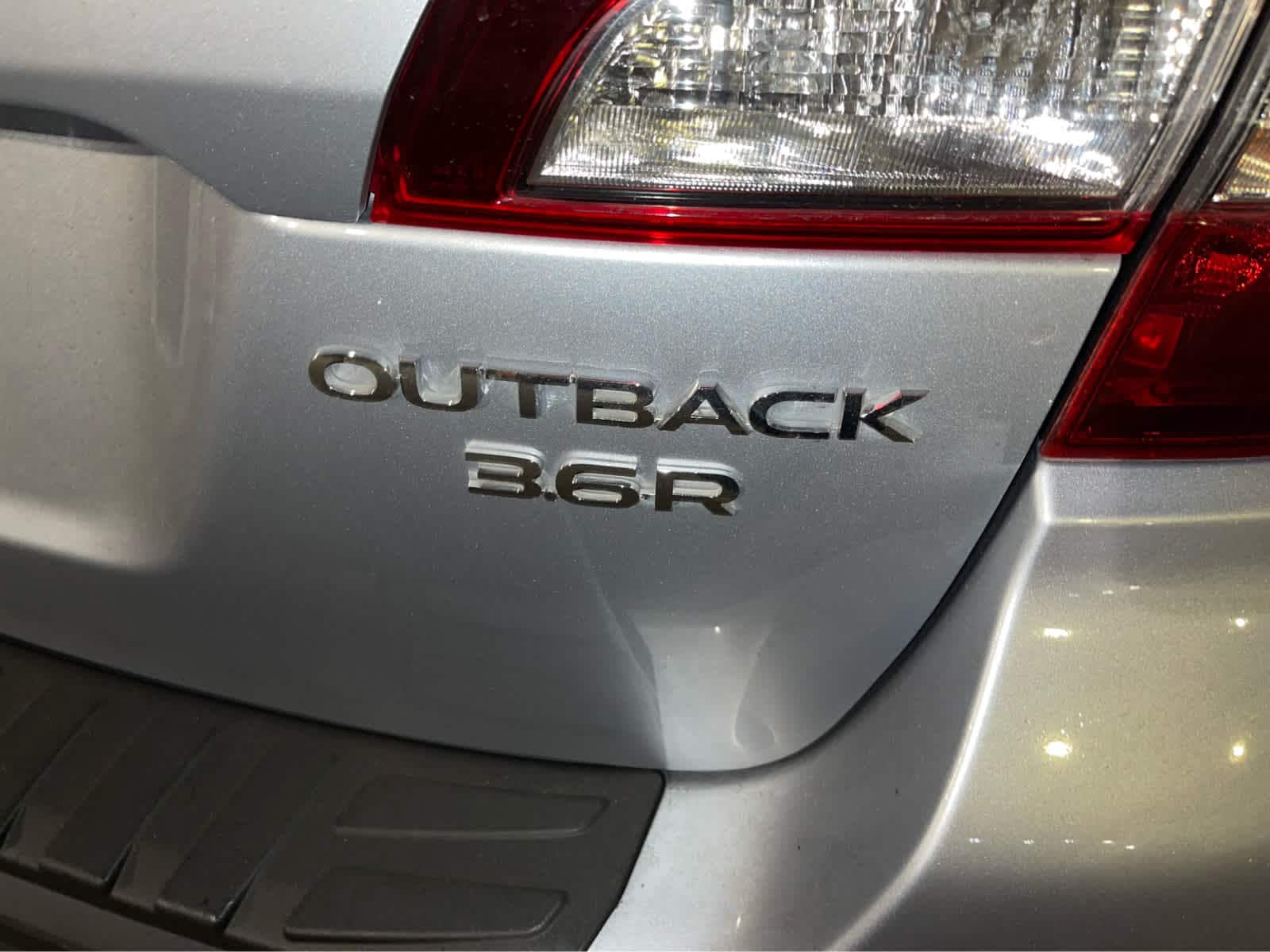 Thumbnail: 2018 Subaru Outback - 10