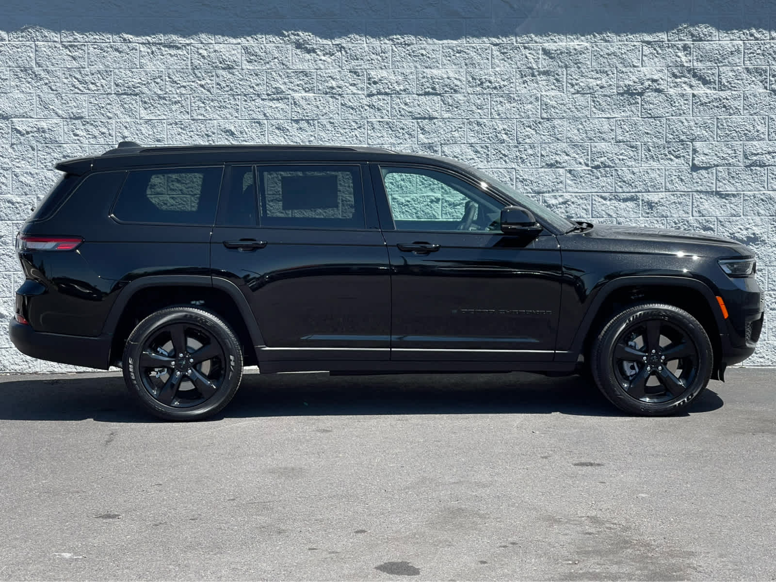 Thumbnail: 2025 Jeep Grand Cherokee - 5