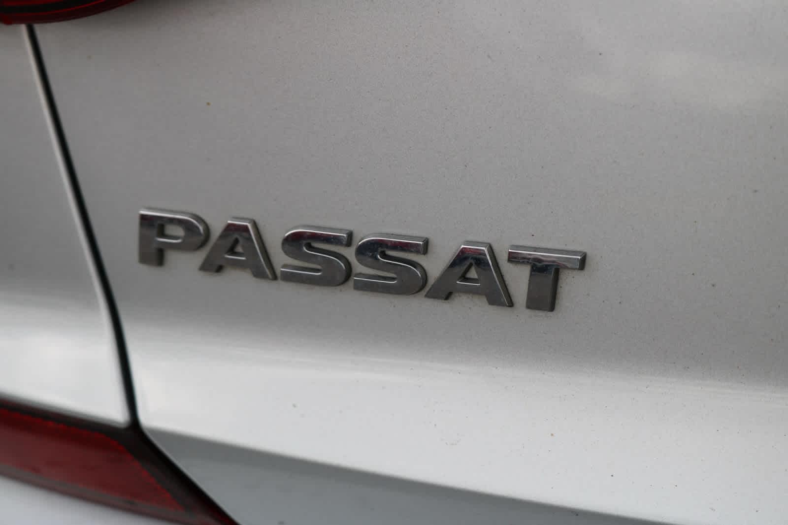 Thumbnail: 2017 Volkswagen Passat - 10