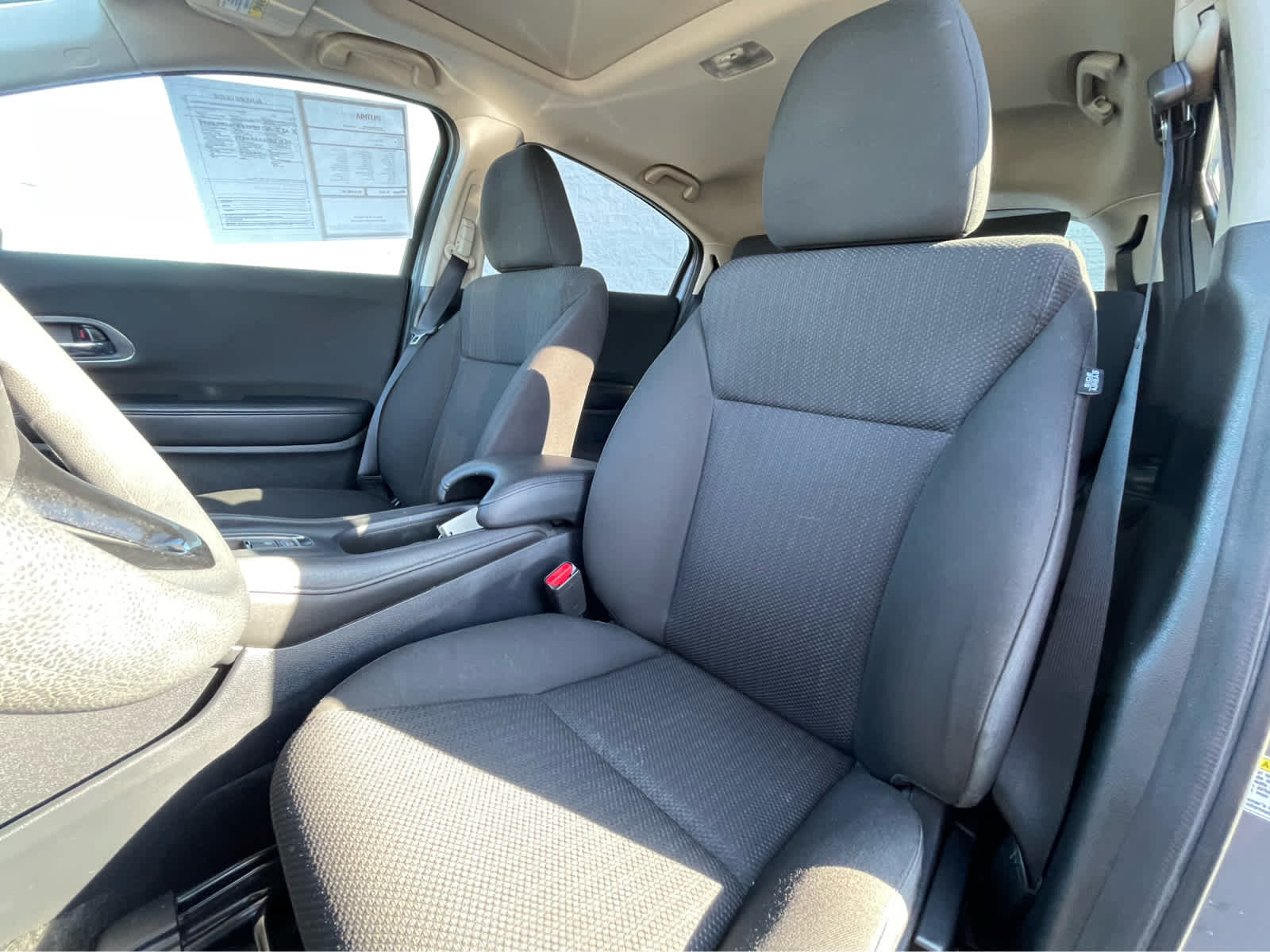 Thumbnail: 2016 Honda HR-V - 22