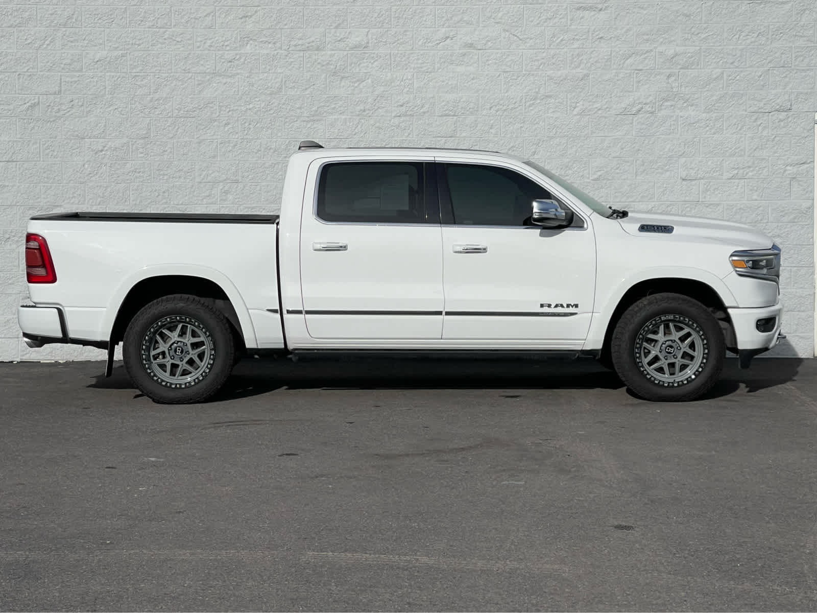 Thumbnail: 2020 RAM 1500 - 5