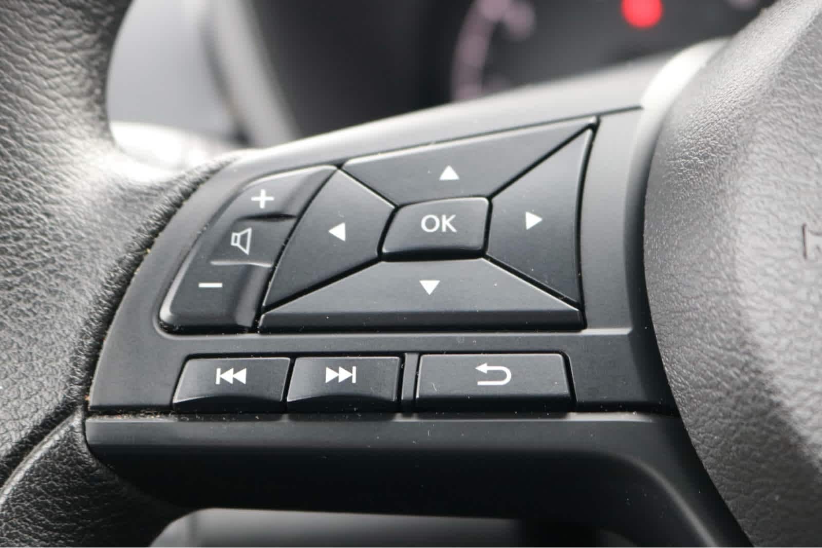 Thumbnail: 2023 Nissan Altima - 30