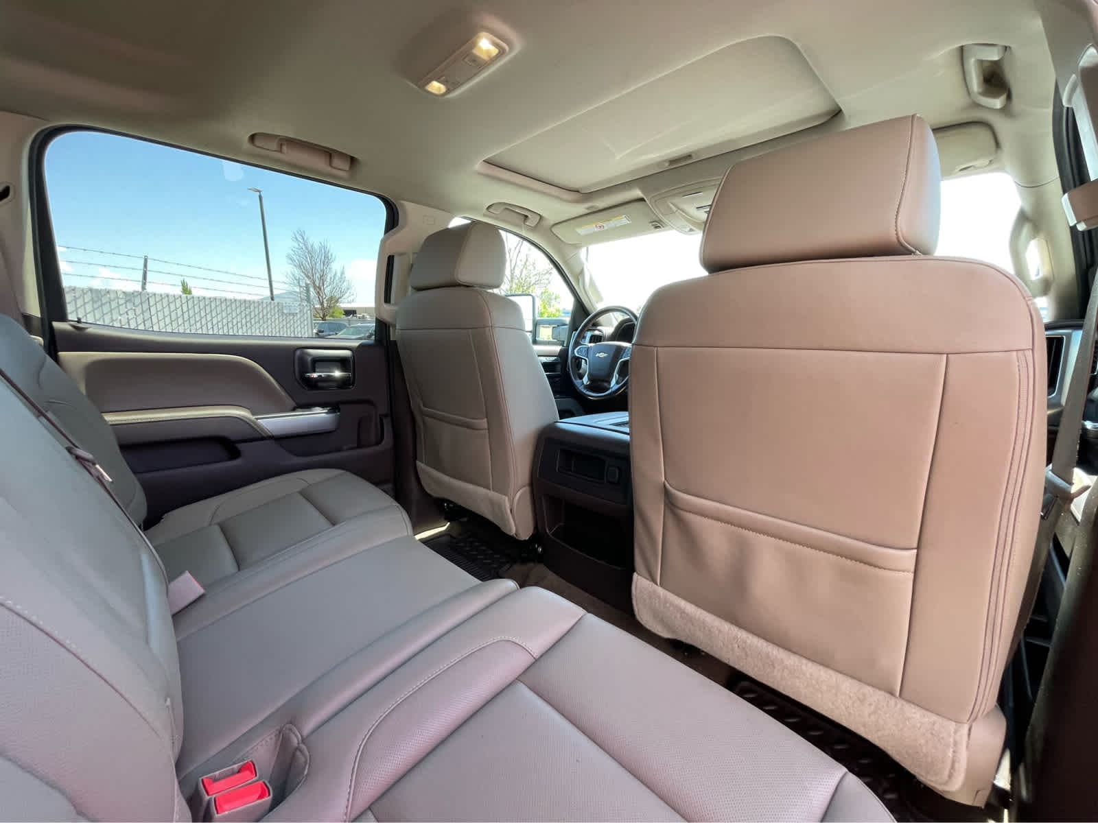Thumbnail: 2016 Chevrolet Silverado 3500 - 26