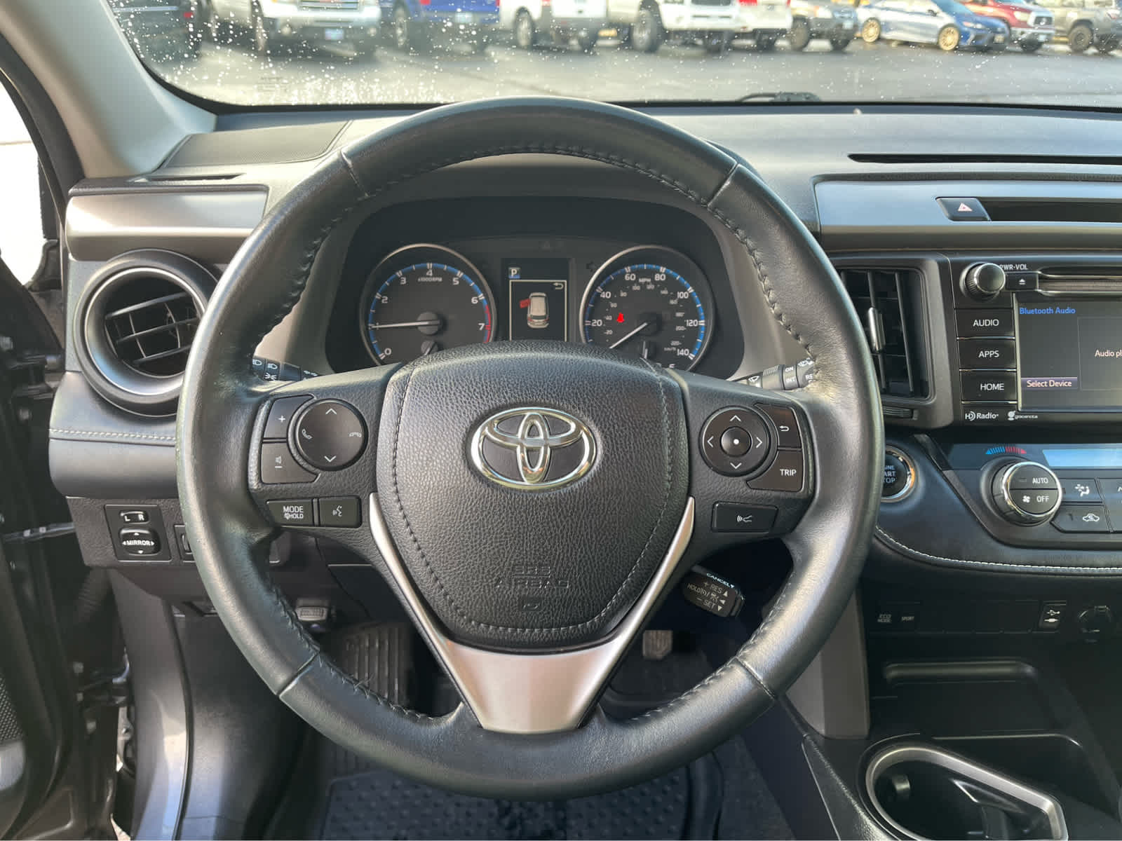 Thumbnail: 2018 Toyota RAV4 - 19