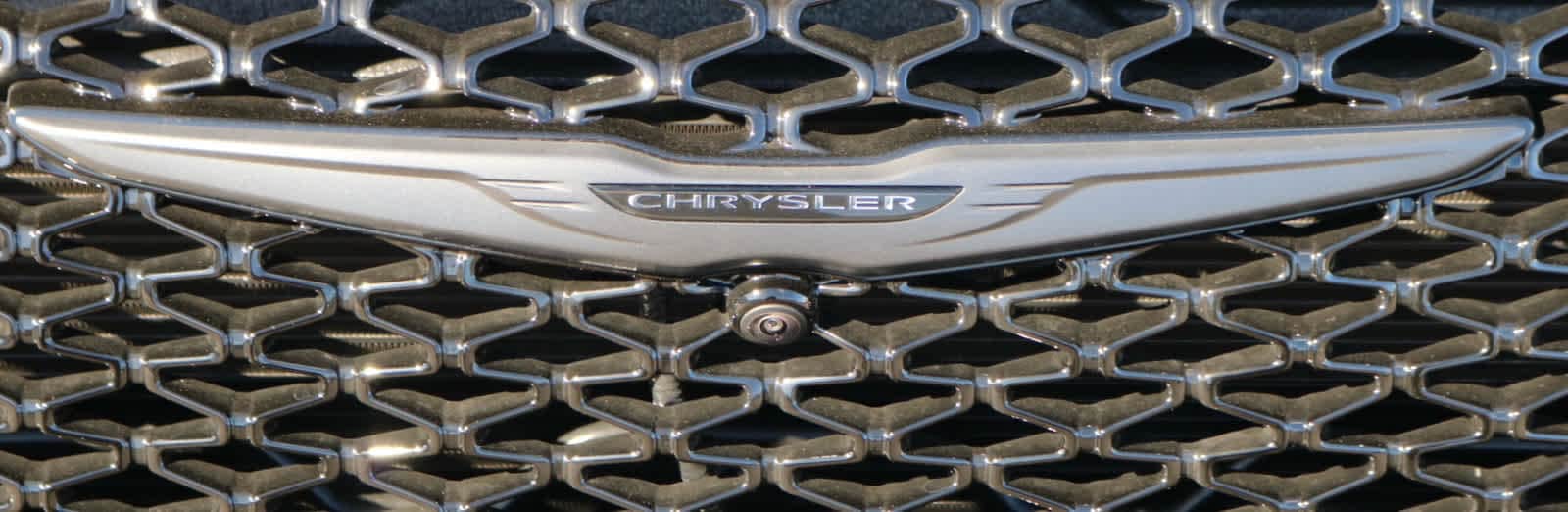 Thumbnail: 2026 Chrysler Pacifica - 9