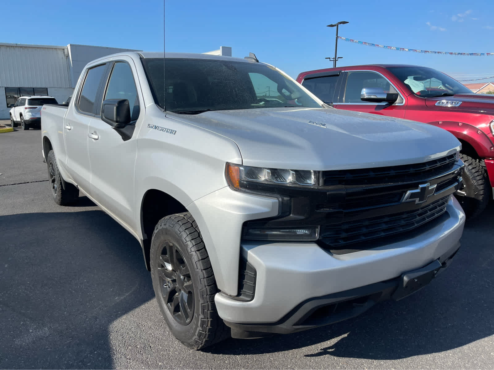 Thumbnail: 2022 Chevrolet Silverado 1500 - 3