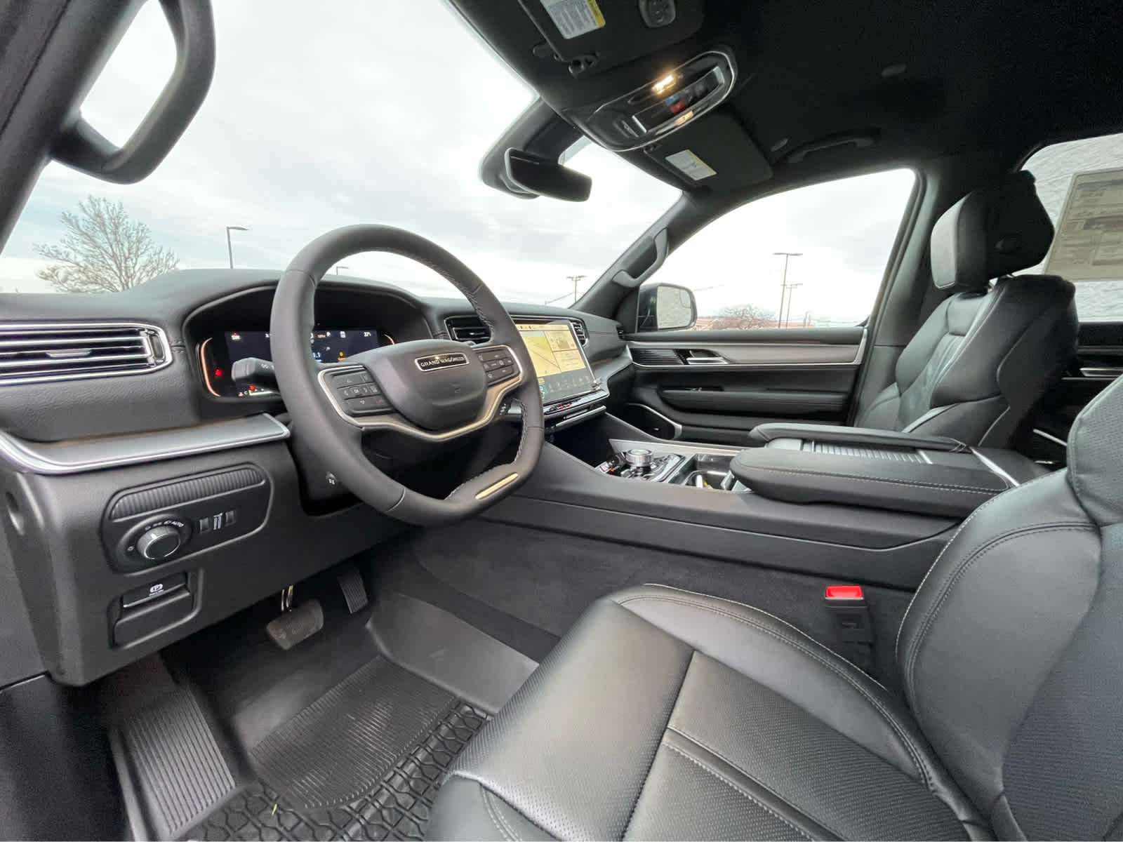 Thumbnail: 2026 Jeep Grand Wagoneer - 2