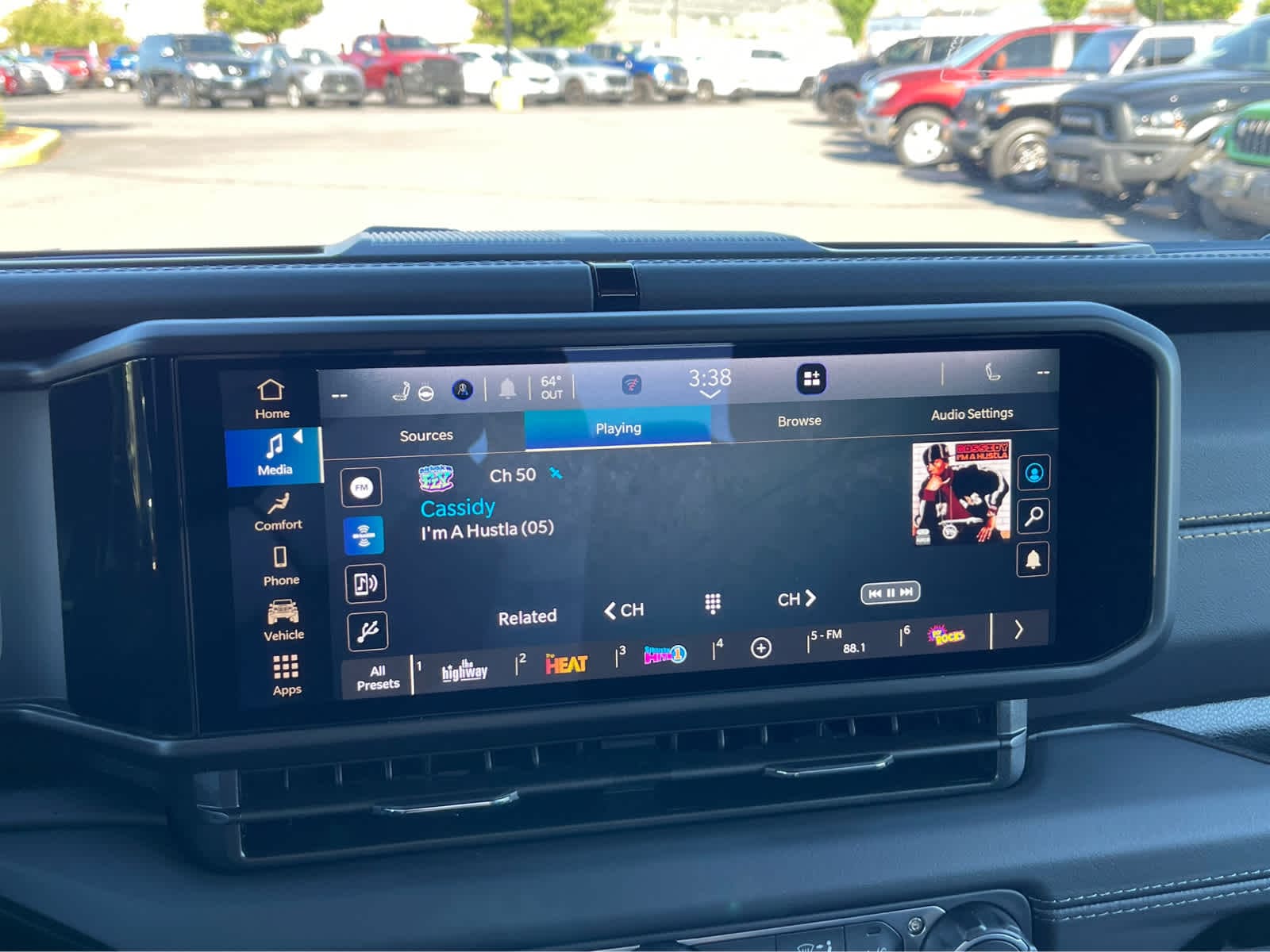 Thumbnail: 2026 Jeep Gladiator - 16