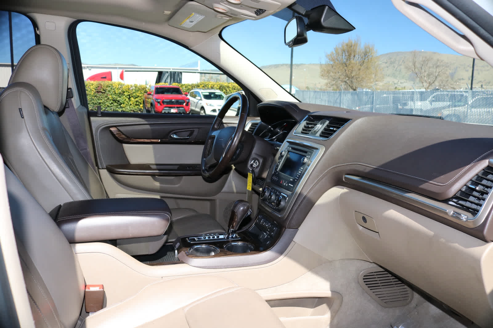 Thumbnail: 2015 GMC Acadia - 21