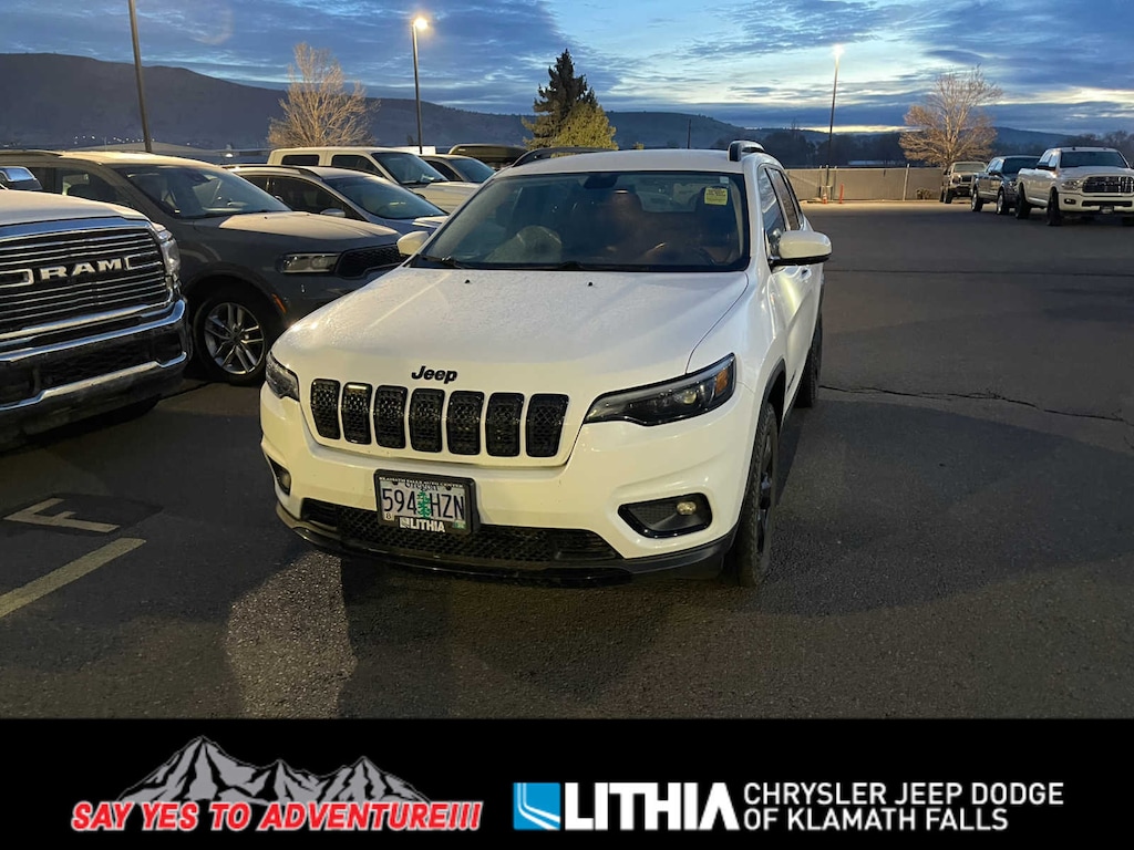 Used 2019 Jeep Cherokee Latitude Plus 4x4 SUV