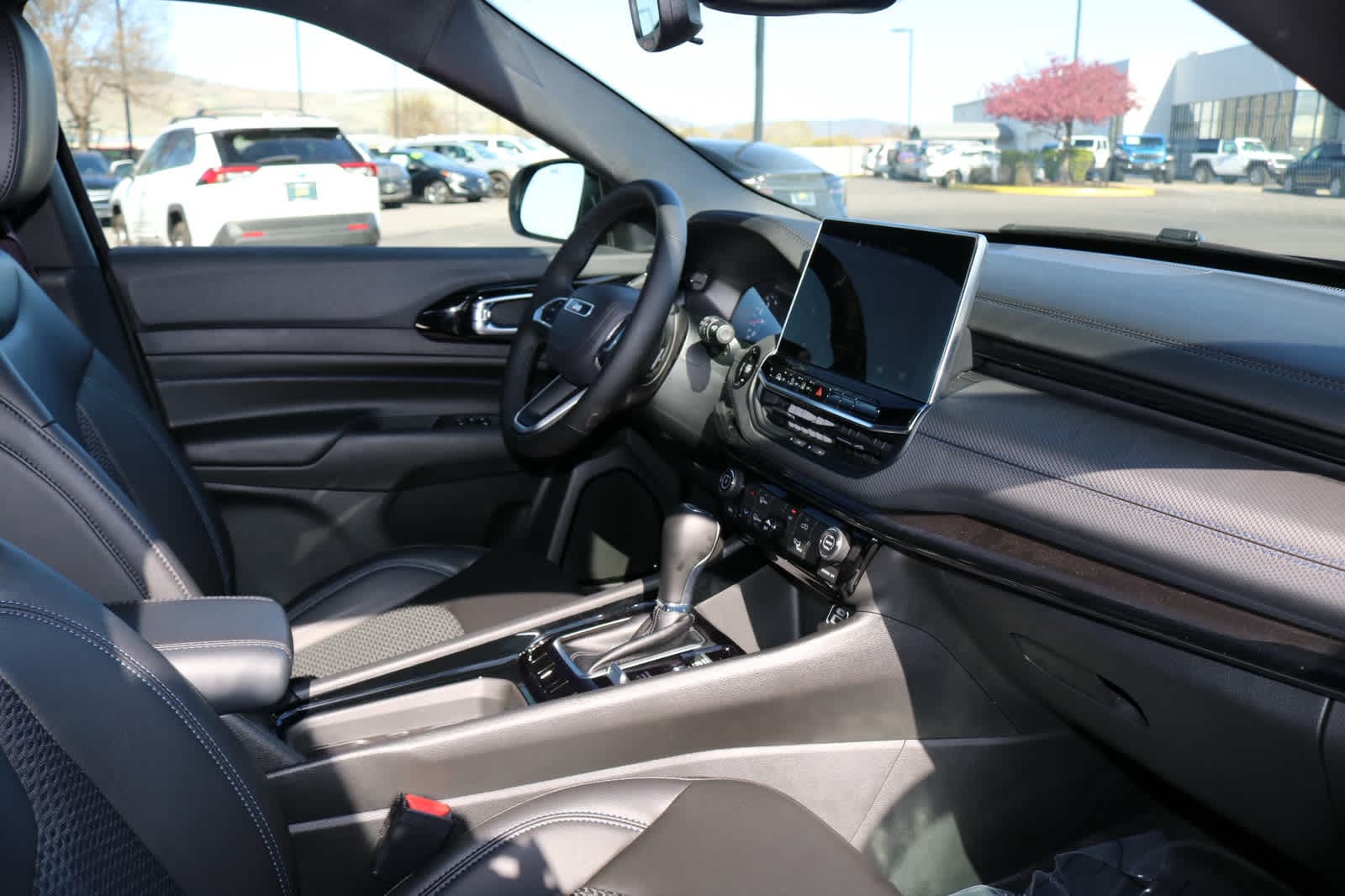 Thumbnail: 2026 Jeep Compass - 21