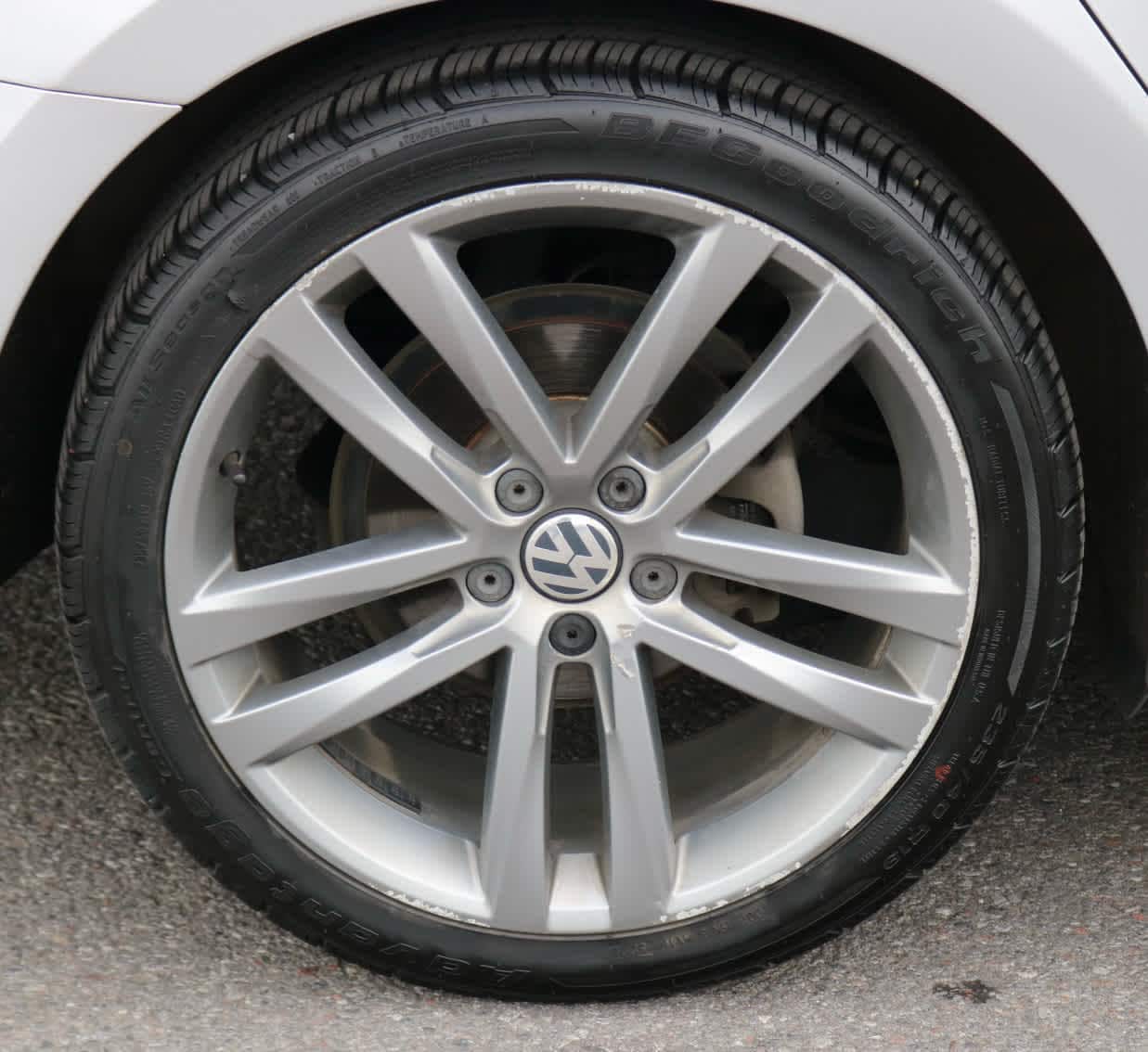 Thumbnail: 2017 Volkswagen Passat - 13