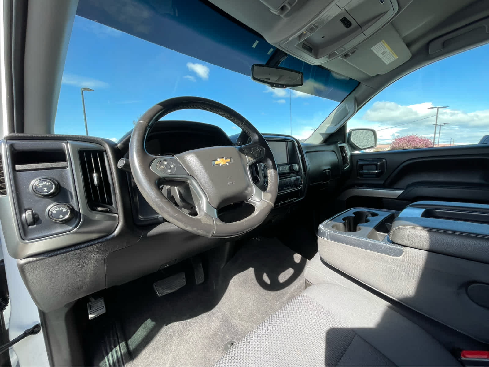 2019 Chevrolet Silverado 1500 LT 2