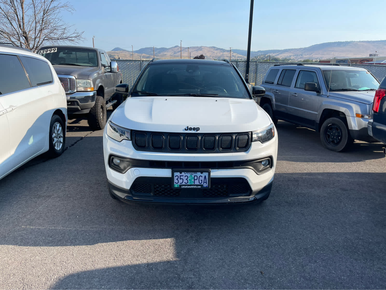 Thumbnail: 2022 Jeep Compass - 2