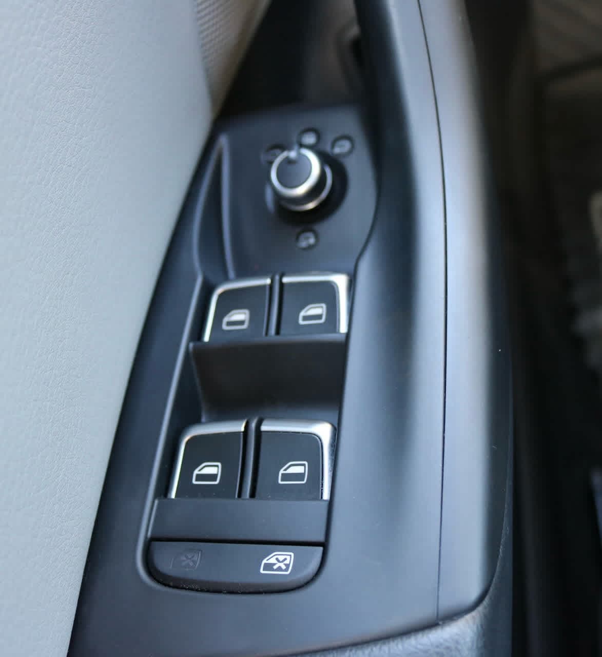 Thumbnail: 2018 Audi Q3 - 19