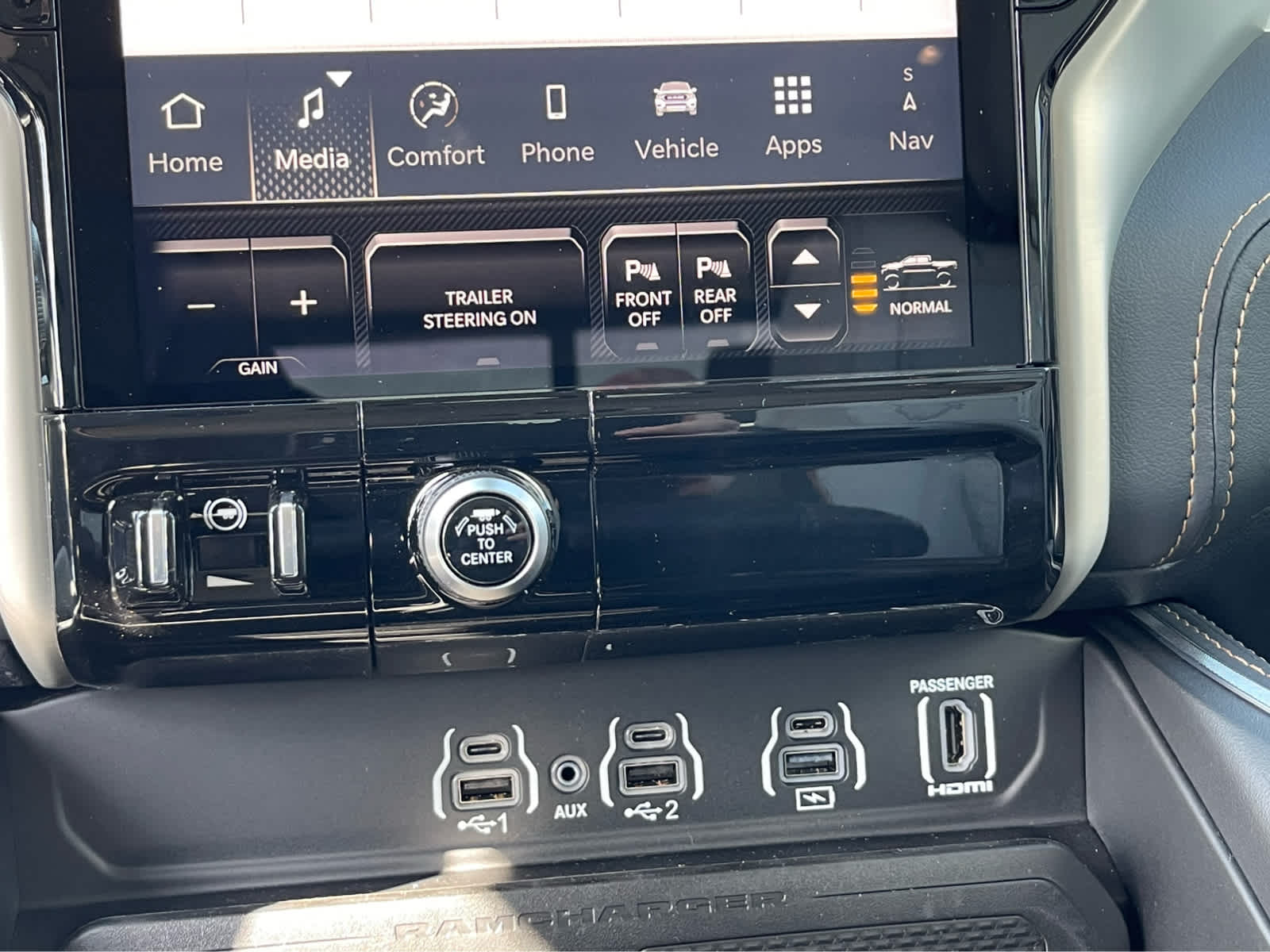 Thumbnail: 2025 RAM 1500 - 16