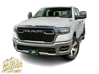2026 Ram 1500 TRADESMAN CREW CAB 4X4 5'7 BOX