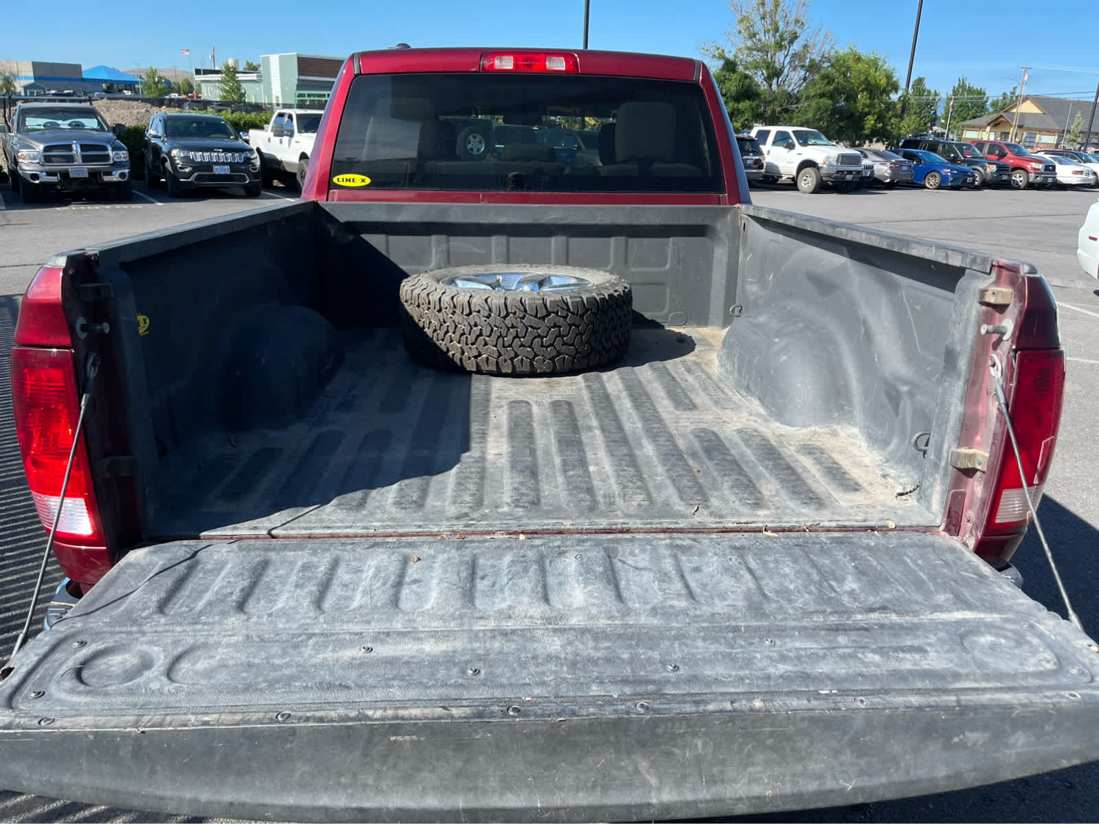 Thumbnail: 2019 RAM 1500 Classic - 10