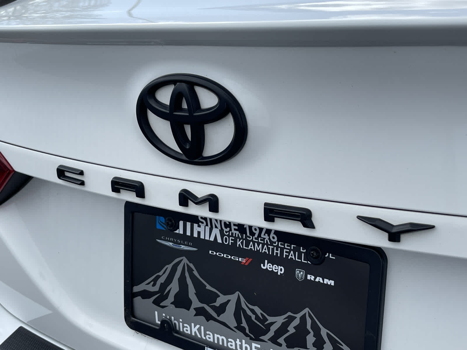 Thumbnail: 2023 Toyota Camry - 9