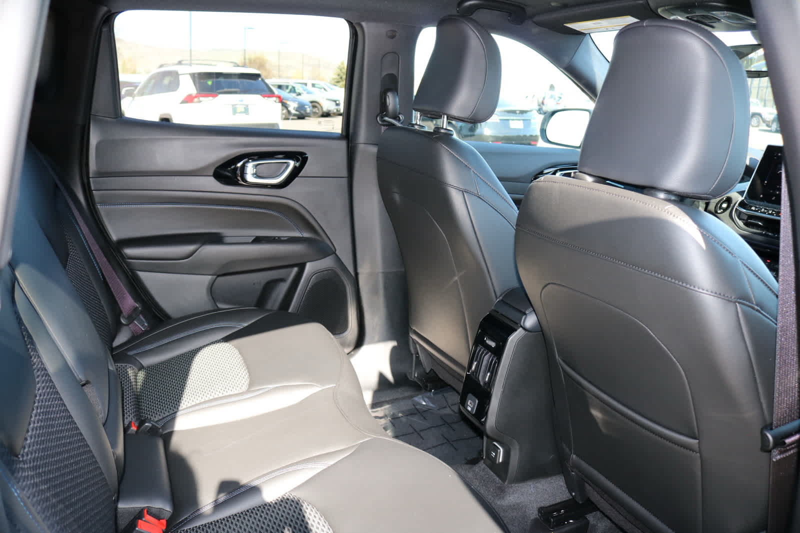 Thumbnail: 2026 Jeep Compass - 23