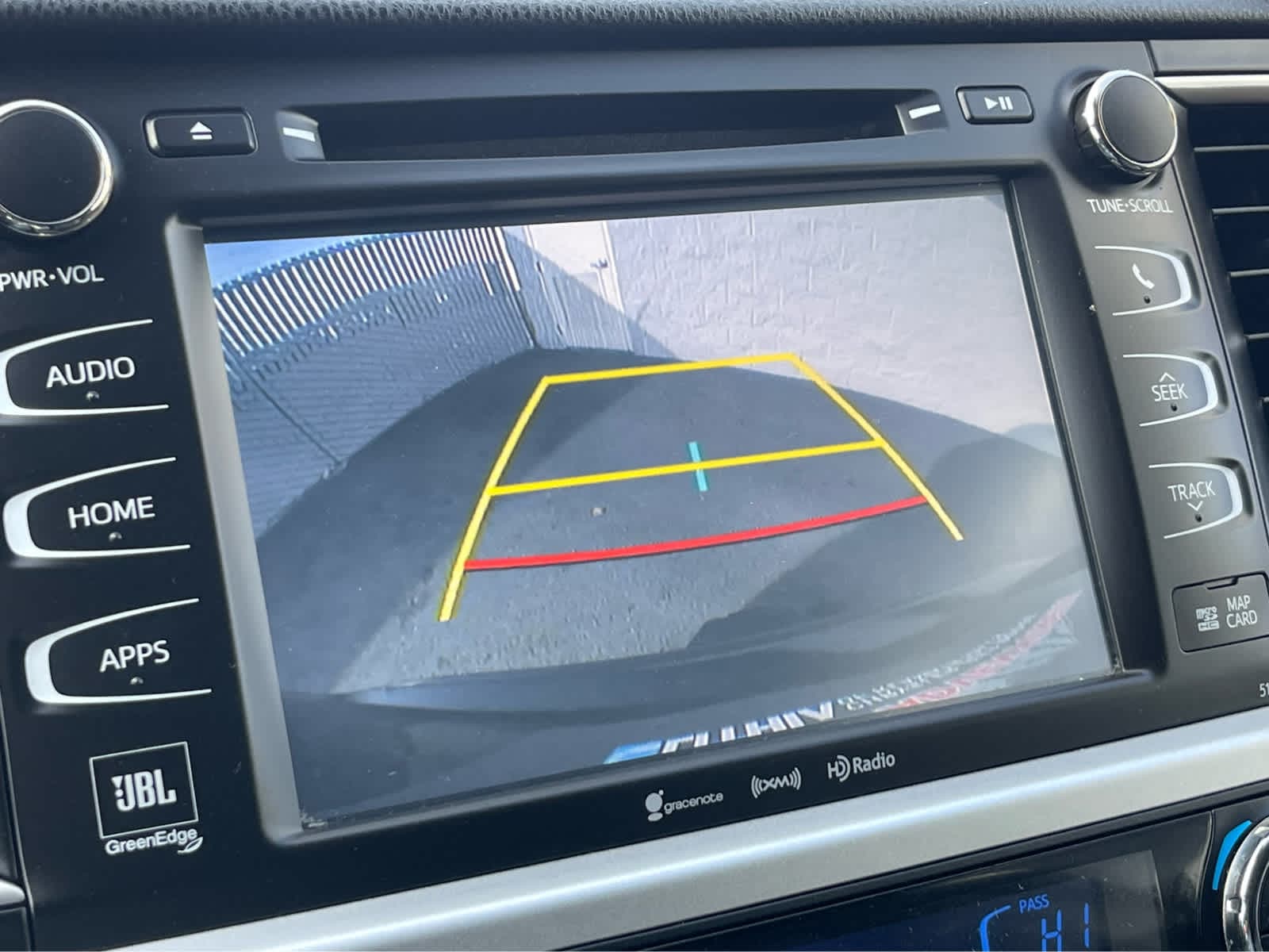 Thumbnail: 2018 Toyota Highlander - 20