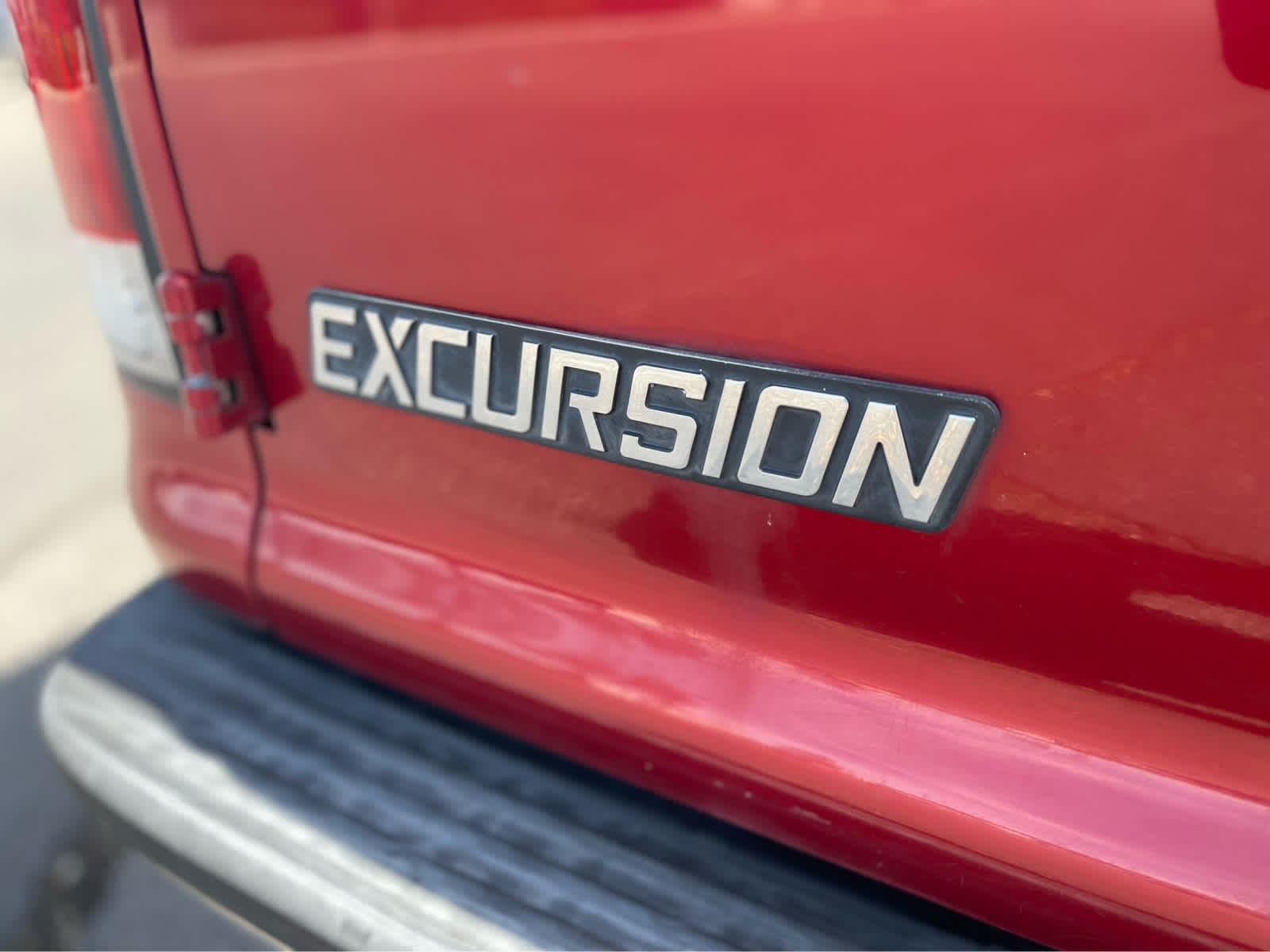 Thumbnail: 2005 Ford Excursion - 8