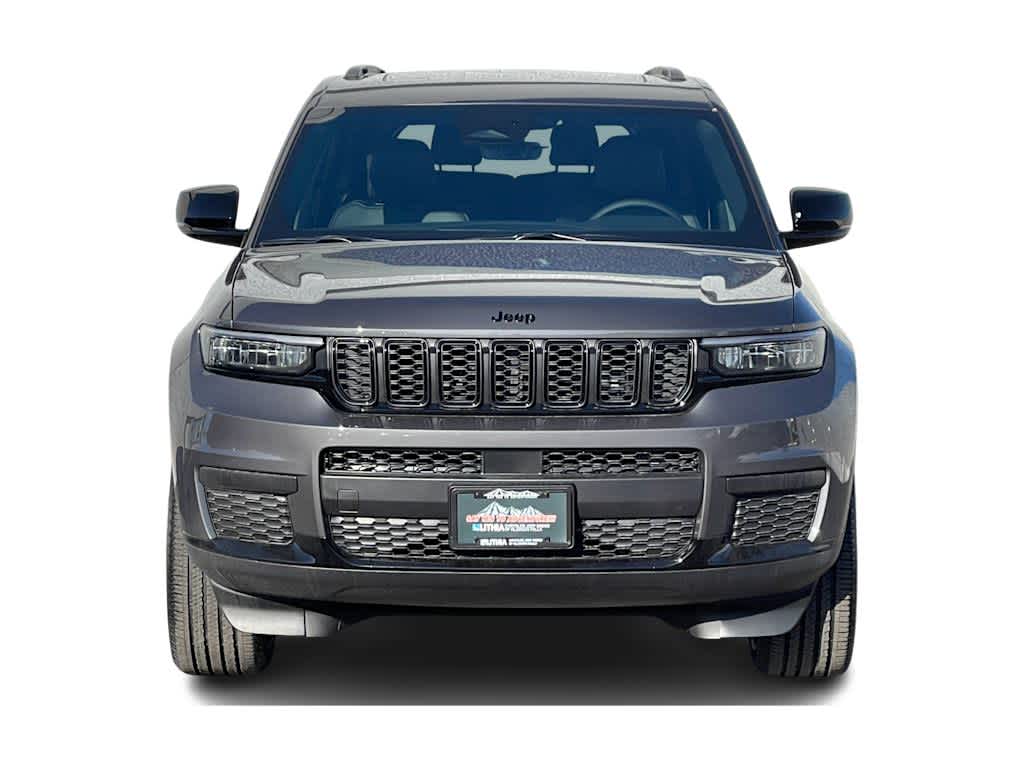 Thumbnail: 2025 Jeep Grand Cherokee - 3