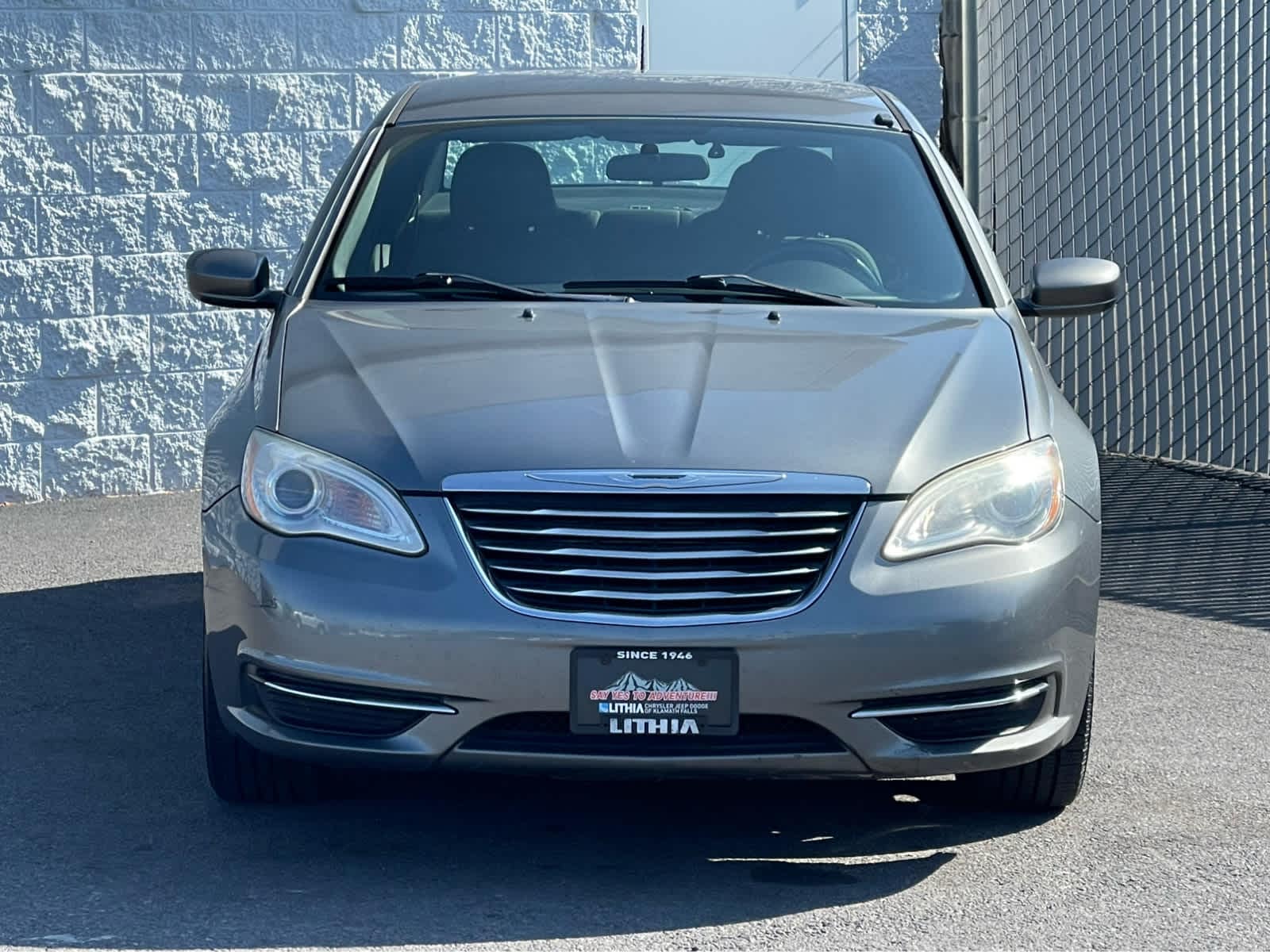 Thumbnail: 2011 Chrysler 200 - 3