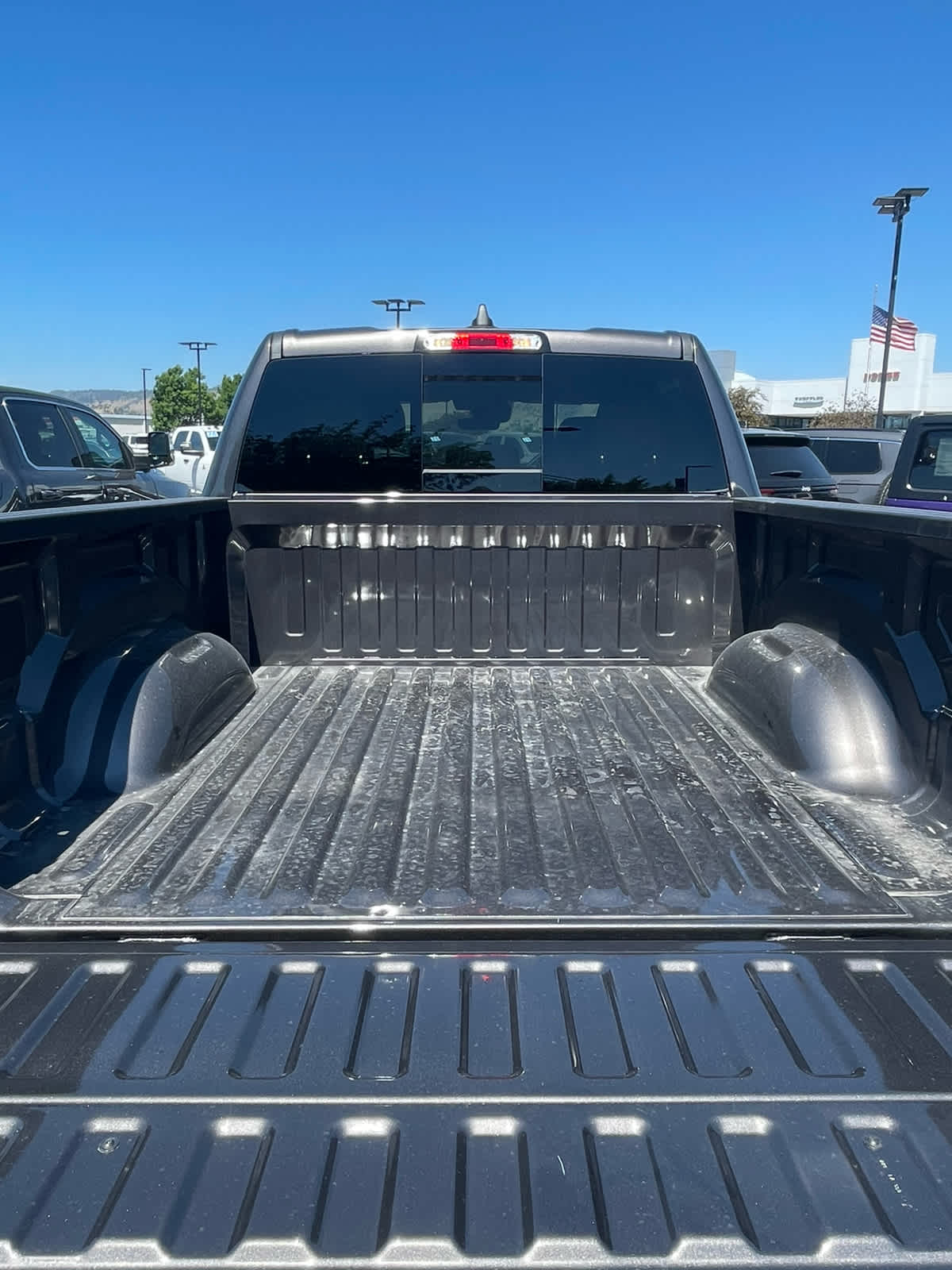 Thumbnail: 2026 RAM 1500 - 11