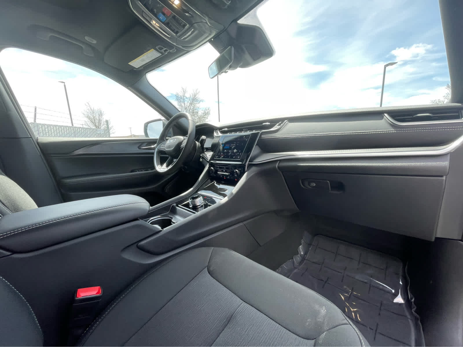 Thumbnail: 2025 Jeep Grand Cherokee - 29