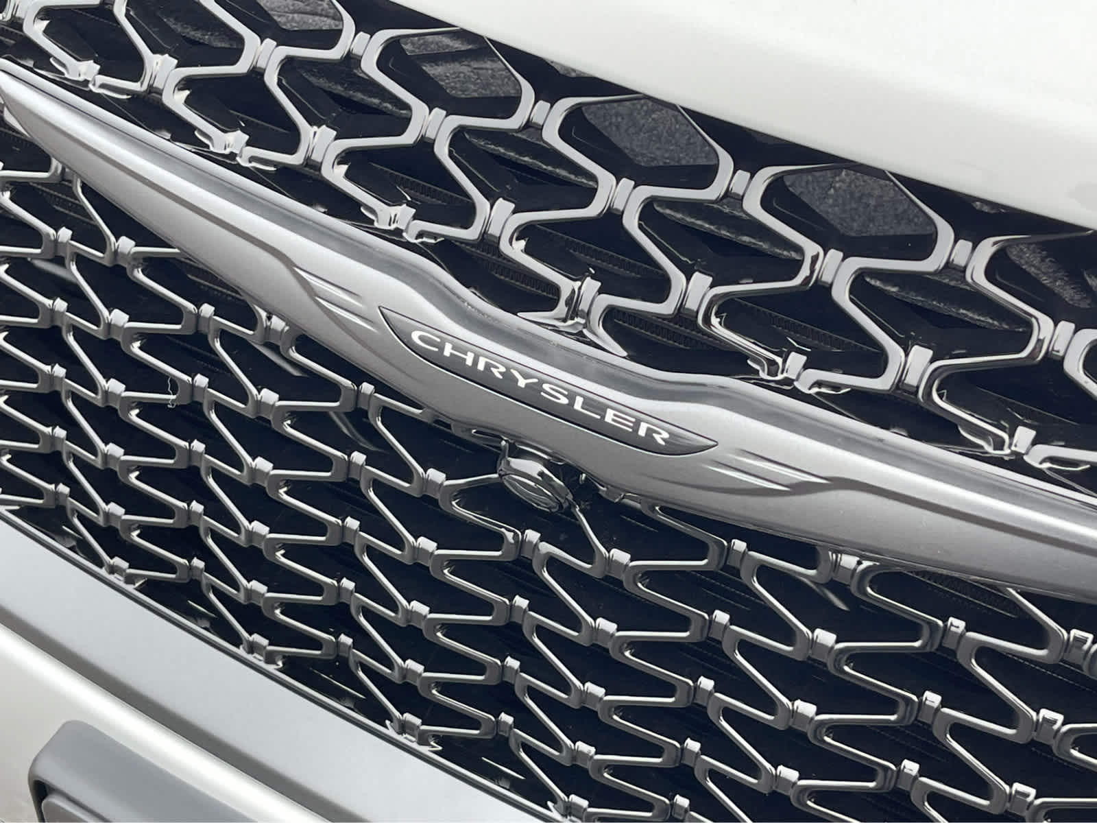 Thumbnail: 2026 Chrysler Pacifica - 8