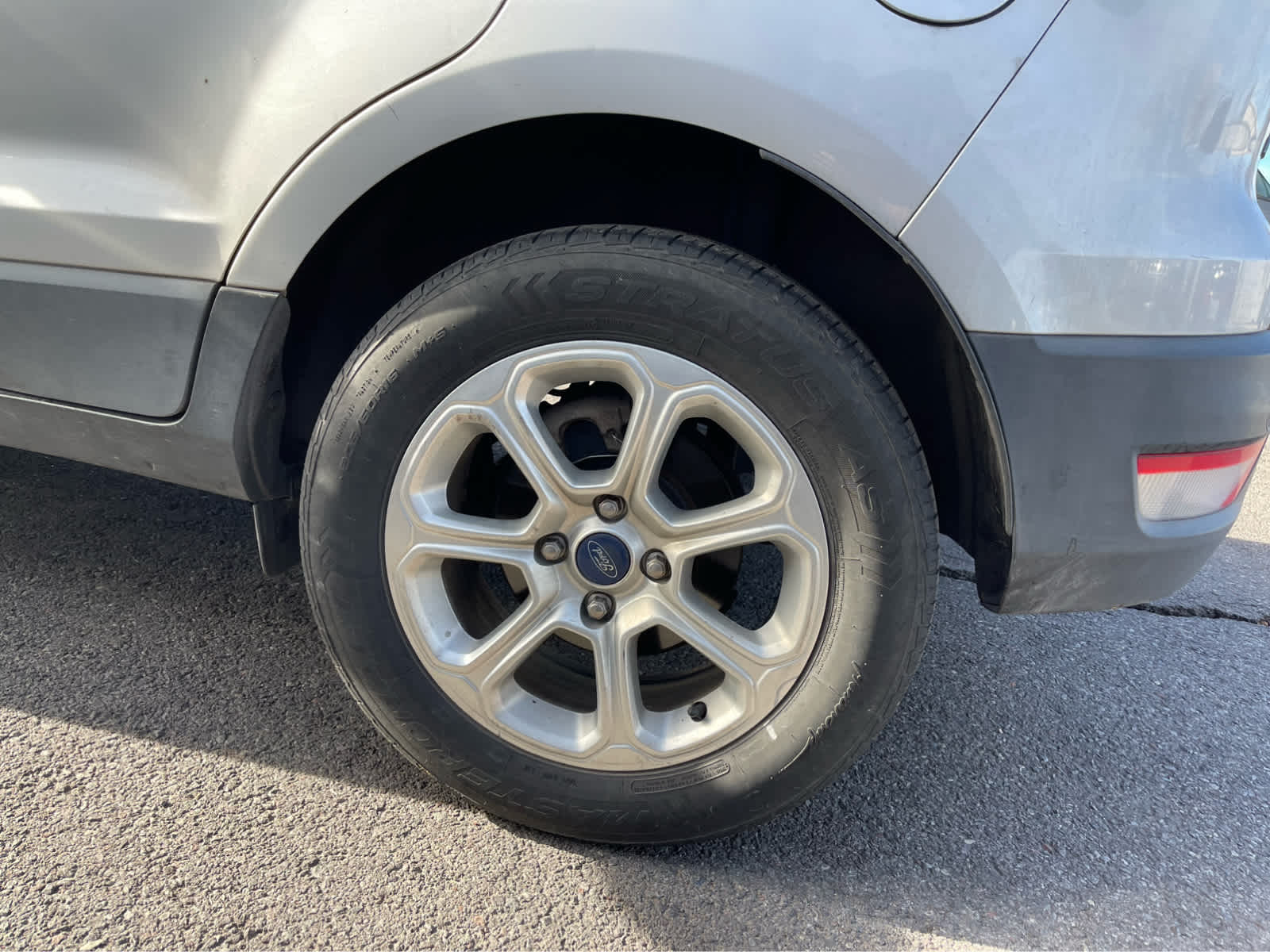 Thumbnail: 2018 Ford EcoSport - 7